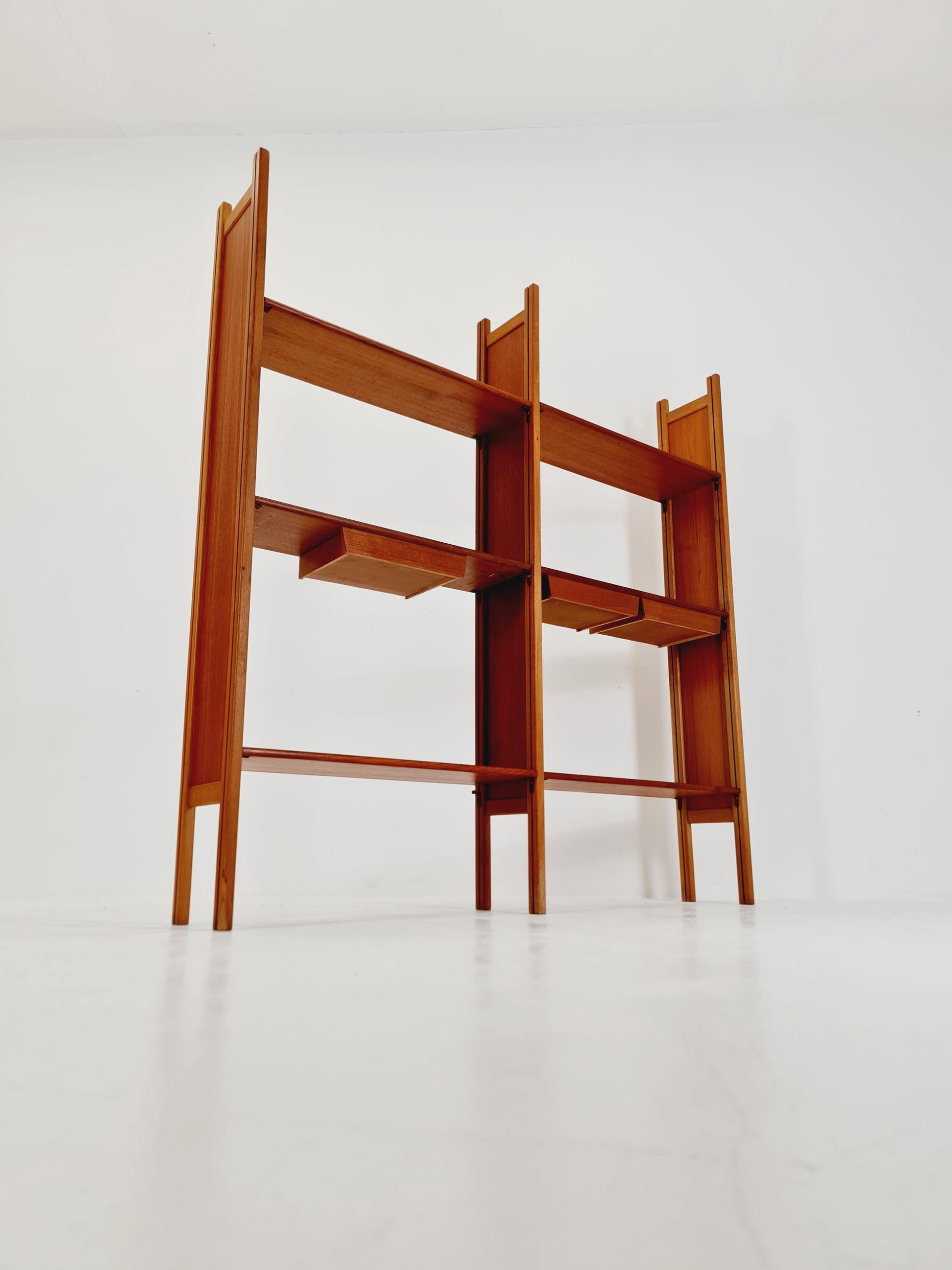Danish freestanding vintage bookshelf system/ book case teak by Bengt Ruda, 1960s