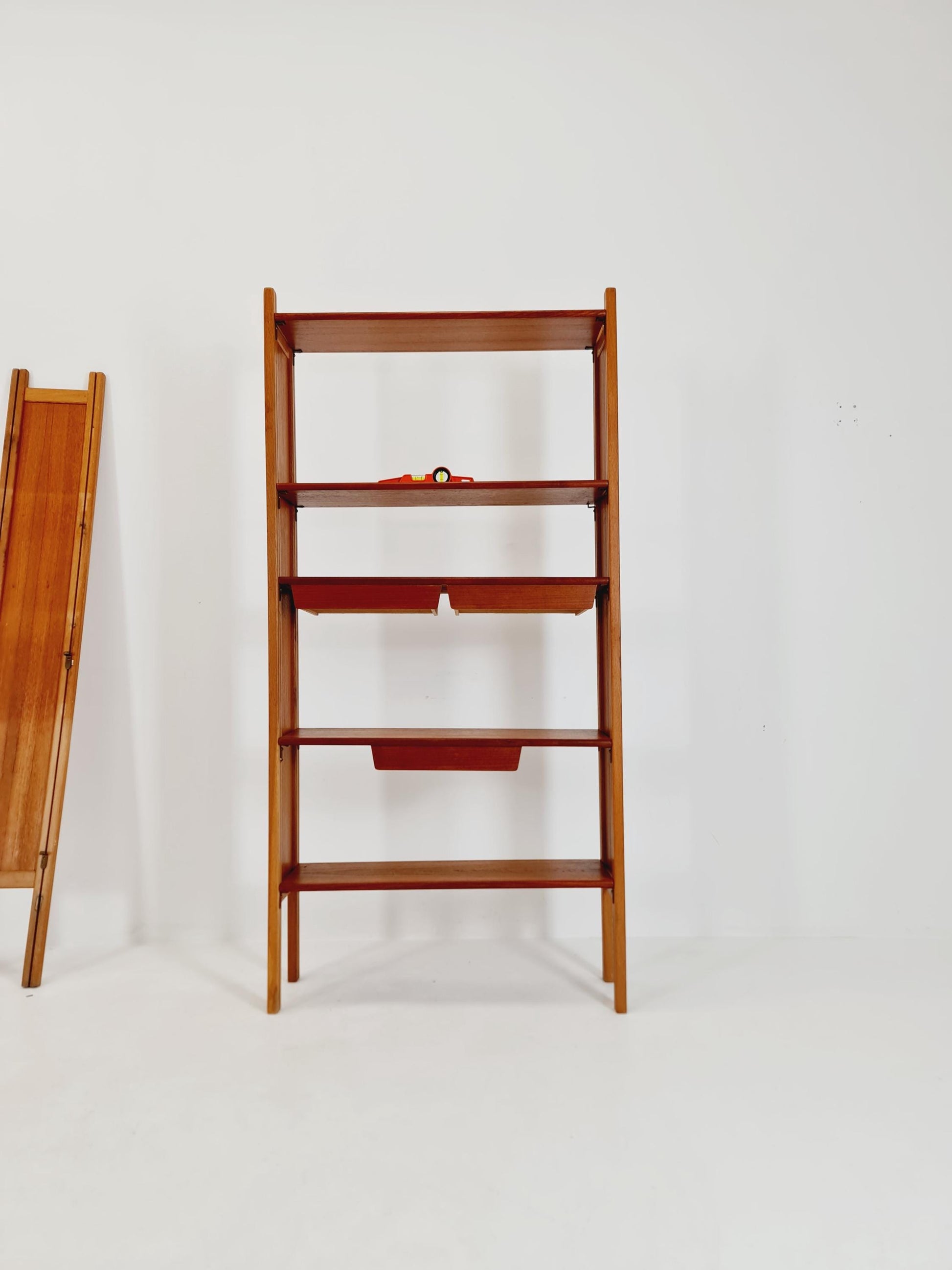 Danish freestanding vintage bookshelf system/ book case teak by Bengt Ruda, 1960s