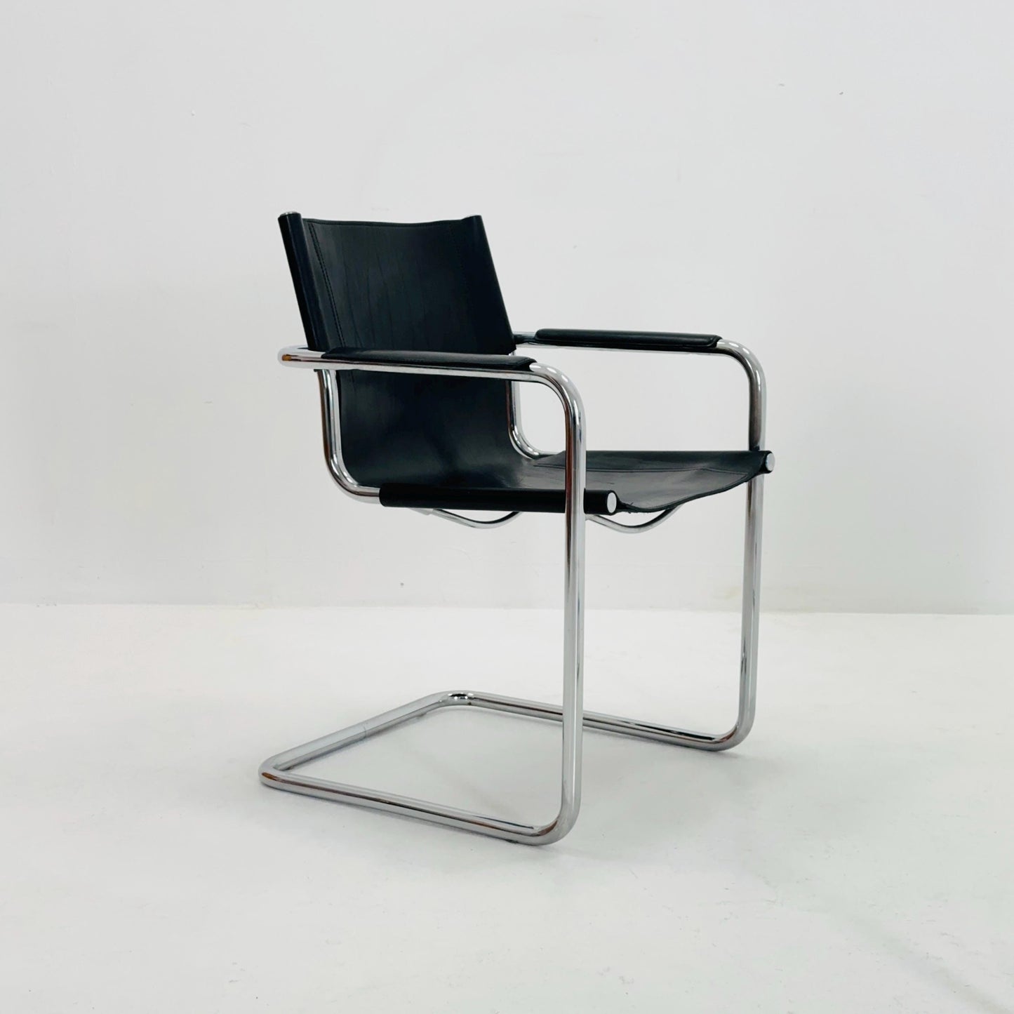Mid century armchair by Matteo Grassi Model visitor black leather Italy 1980s