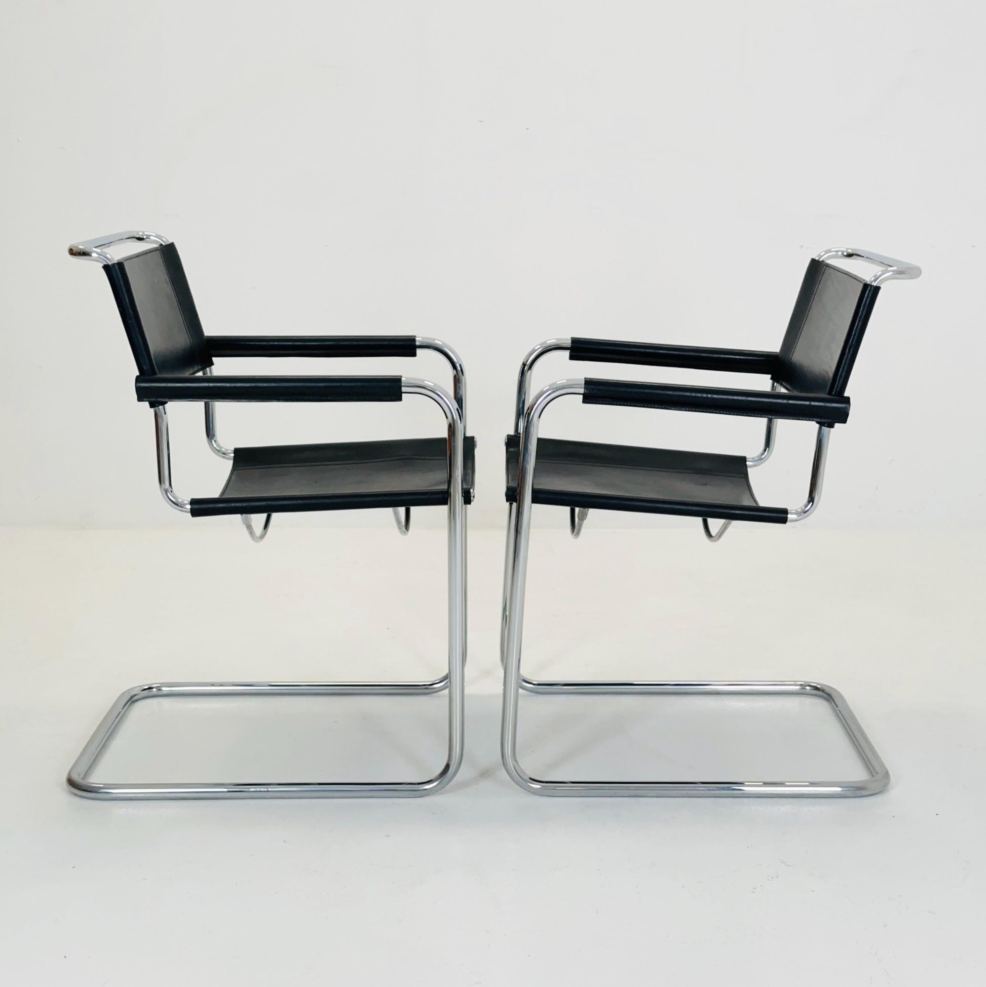 Set of 2 Mid century black S34 tubular steel armchairs by Mart Stam for Jox Interni - Itsly 1980s