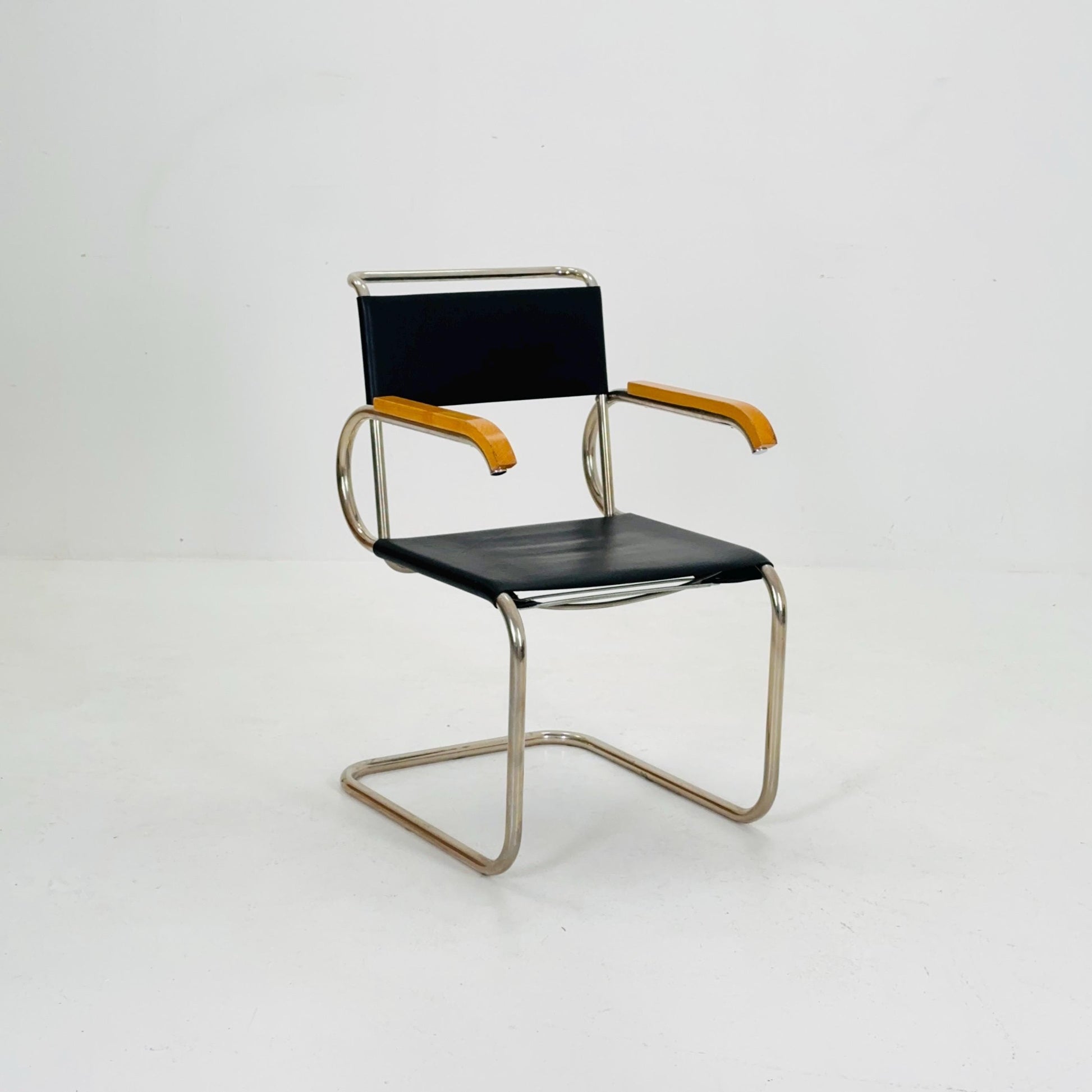 1 of 2 Mid century Cantilever D40 armchair for Marcel Breuer By Tecta Germany 1980s