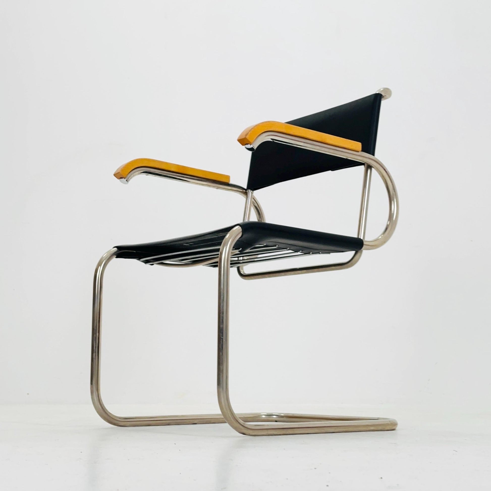 1 of 2 Mid century Cantilever D40 armchair for Marcel Breuer By Tecta Germany 1980s