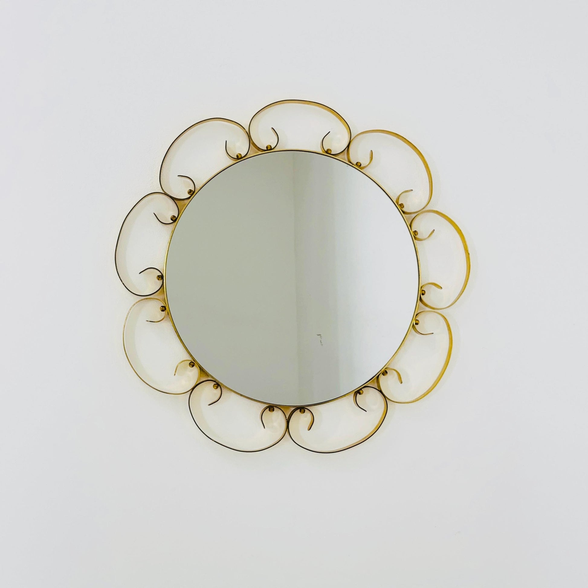Mid century circle -shaped mirror with golden metal frame- 1960s Italy