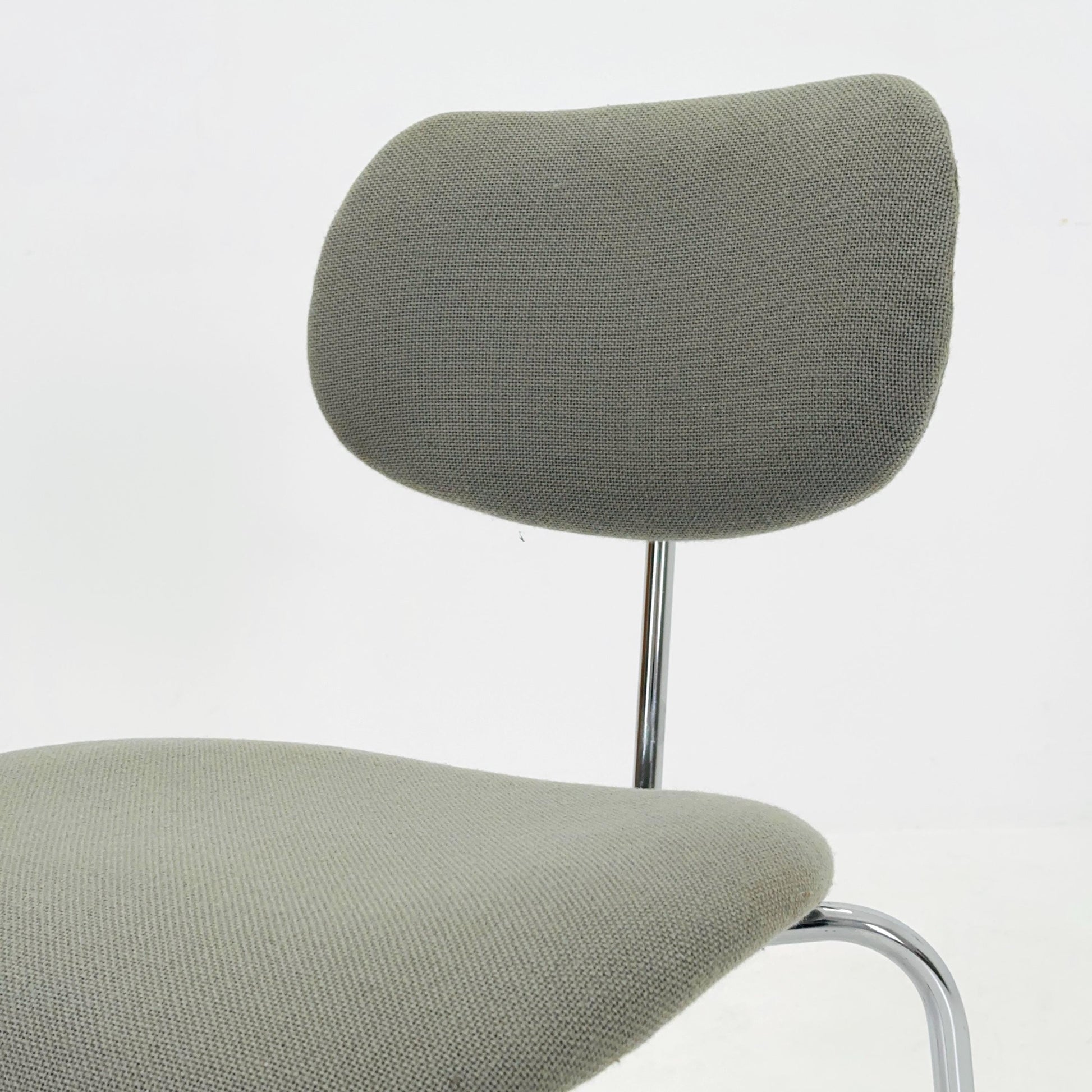 Mid century Austrian chair model SE 68 by Egon Eiermann for Wilde & Spieth 1990s