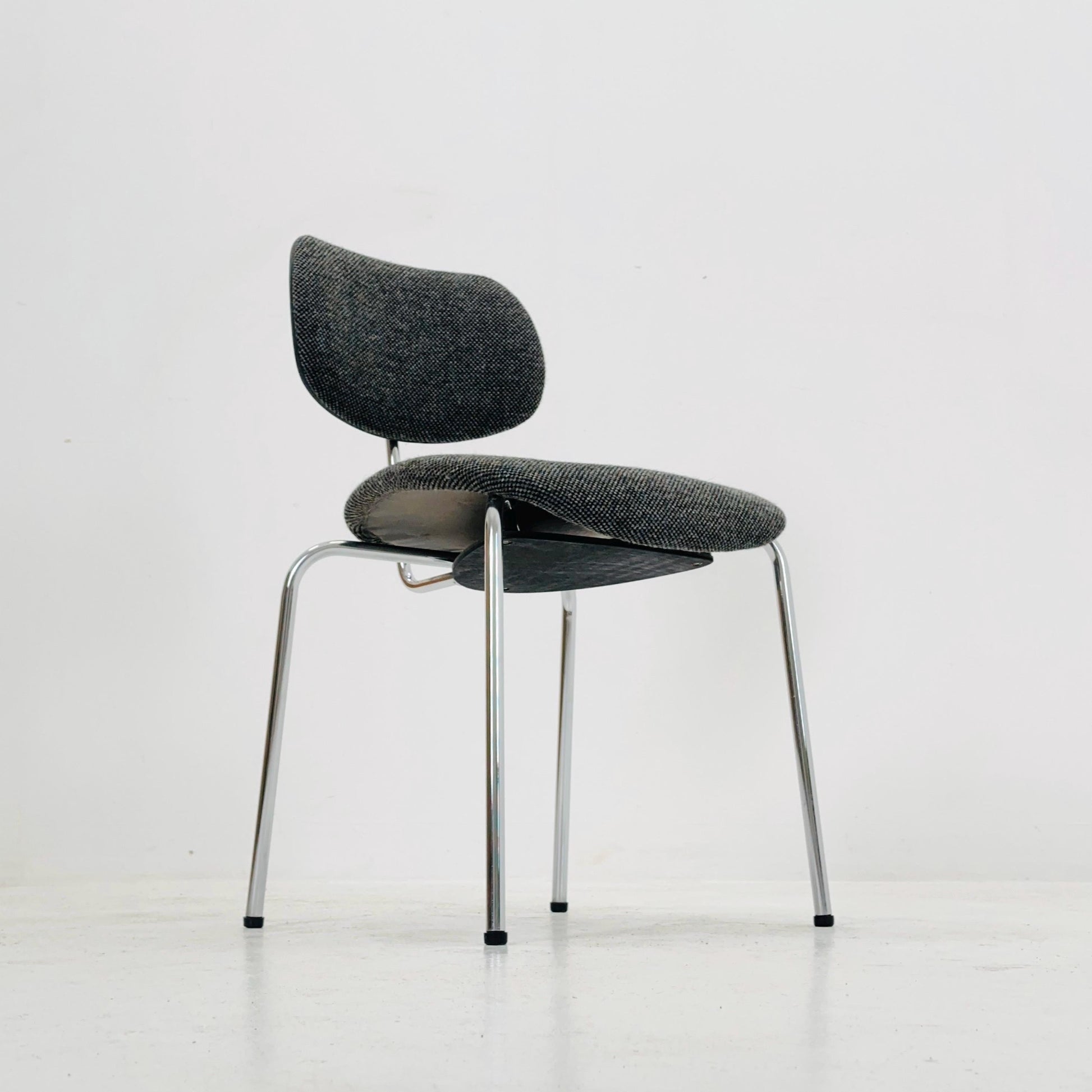 Mid century Austrian chair model SE 68 by Egon Eiermann for Wilde & Spieth 1990s
