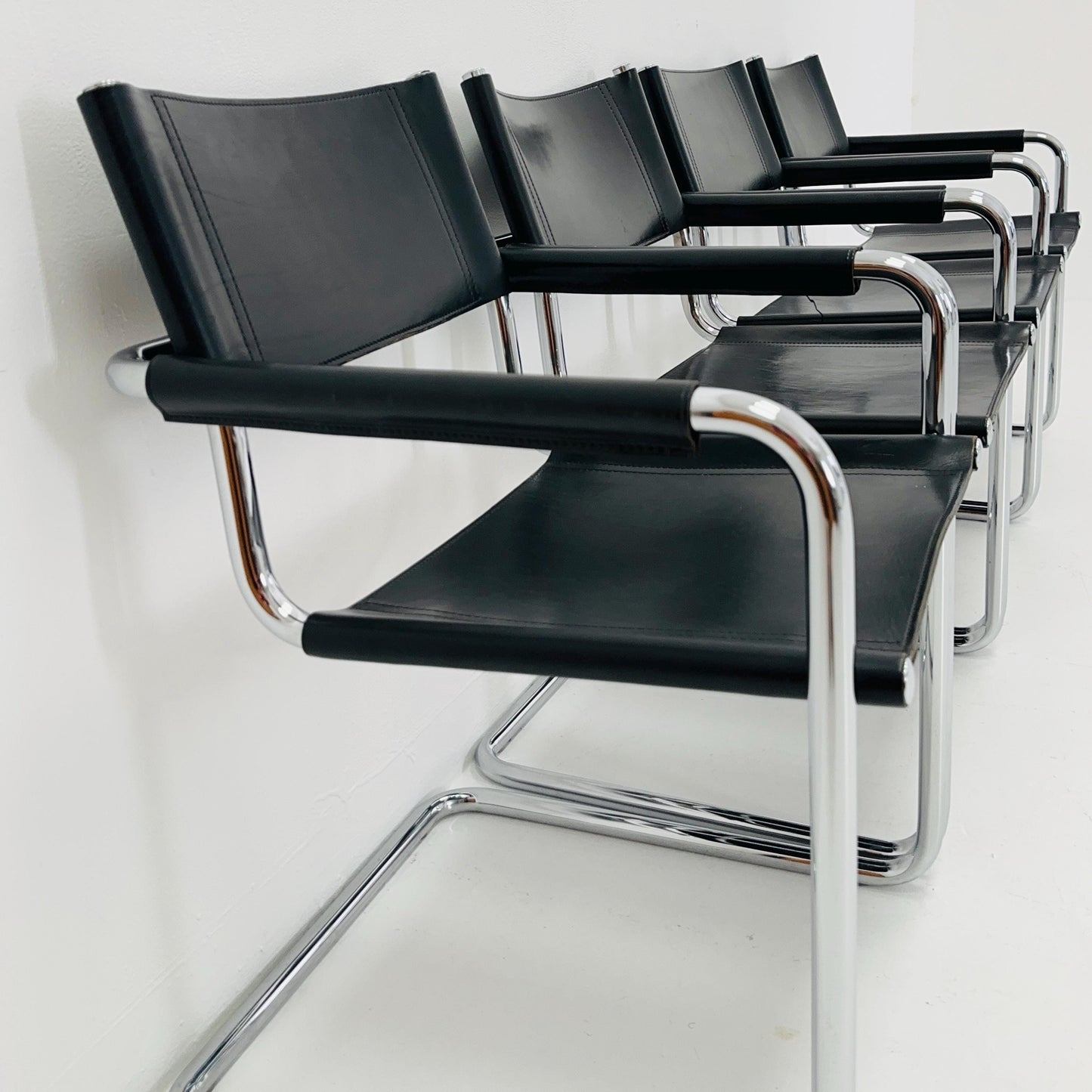 Set of 4 Mid century B34 Matteo Grassi Mg5 black leather cantilever chairs by Mart Stam italy 1980s