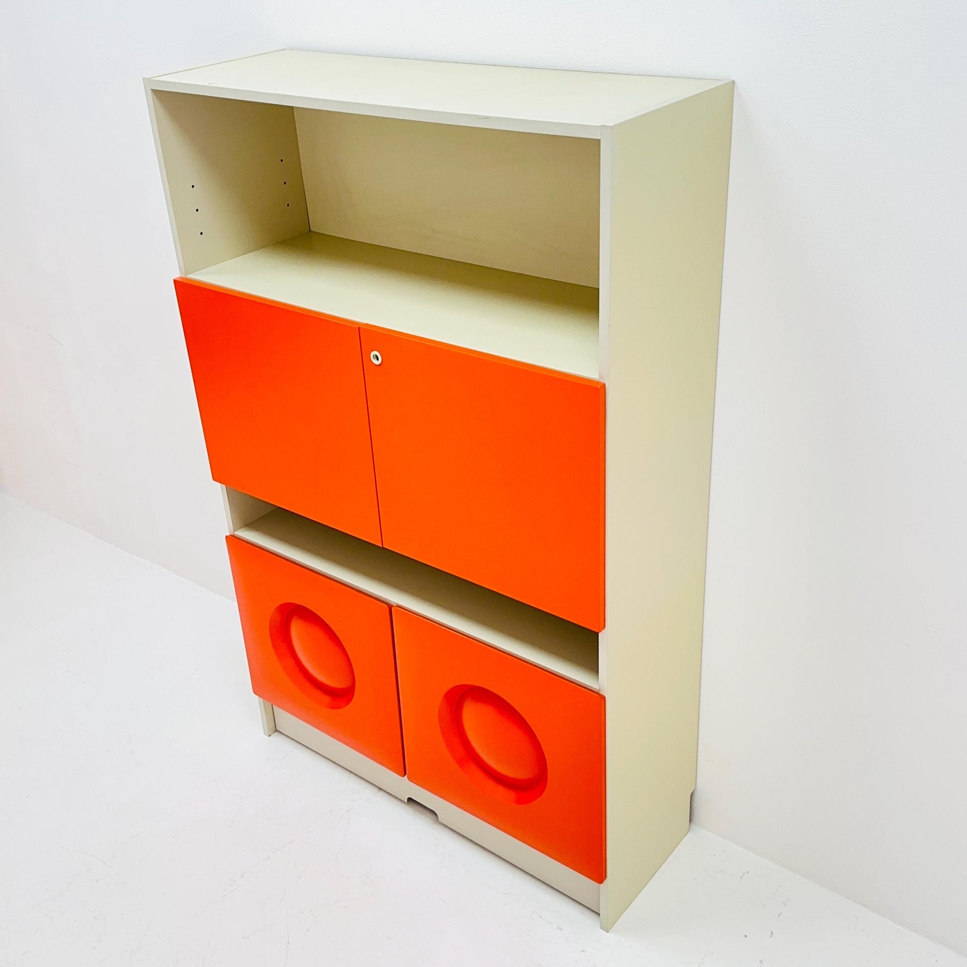 Space age Vintage Gwinner Deutschland Cabinet 1970s