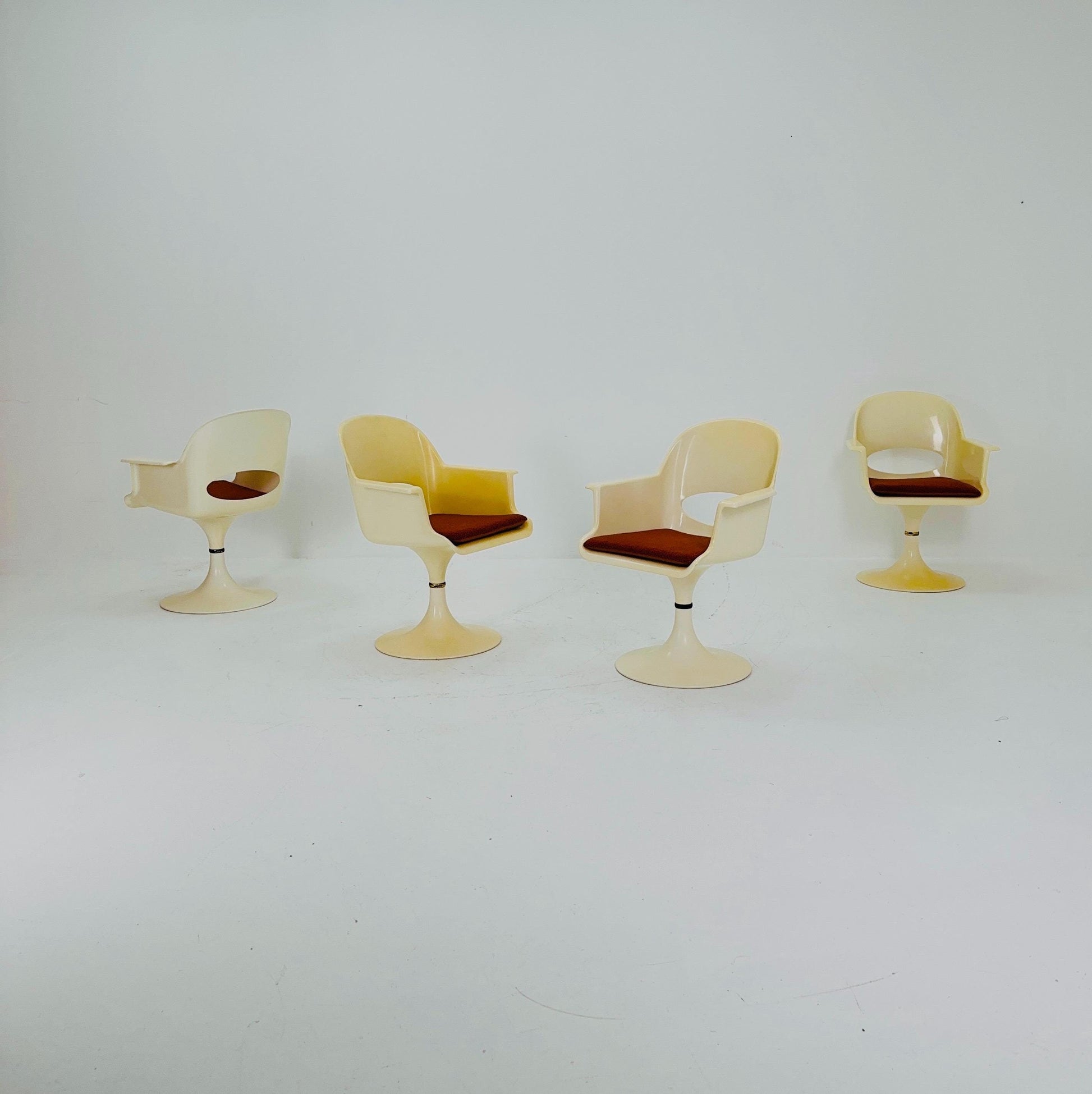 set of 4 Space-age Tulip dining revolving armchairs by Kurz, Germany 1970s