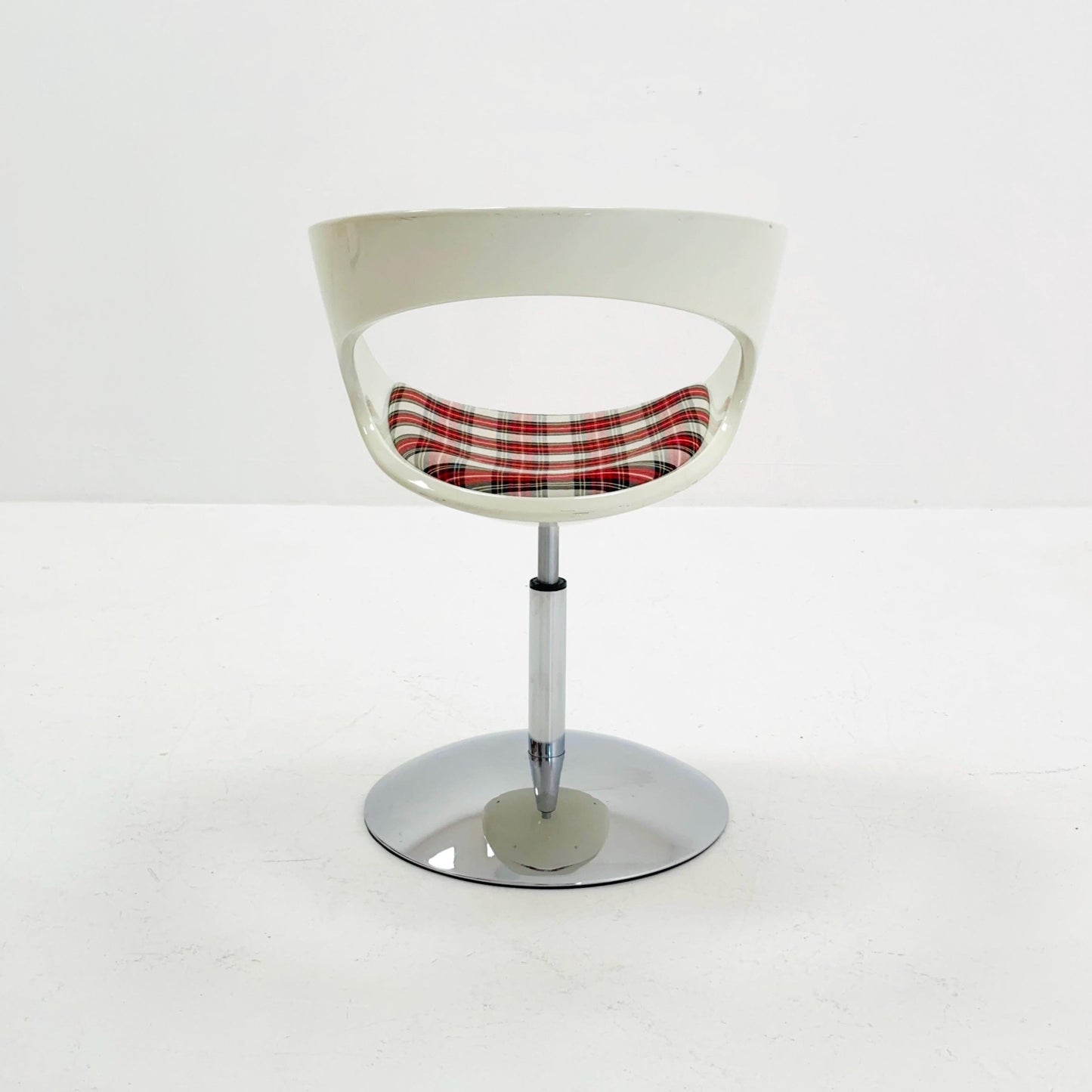 Mid century Spaceage swivel desk chair by Kare design Germany 1990s