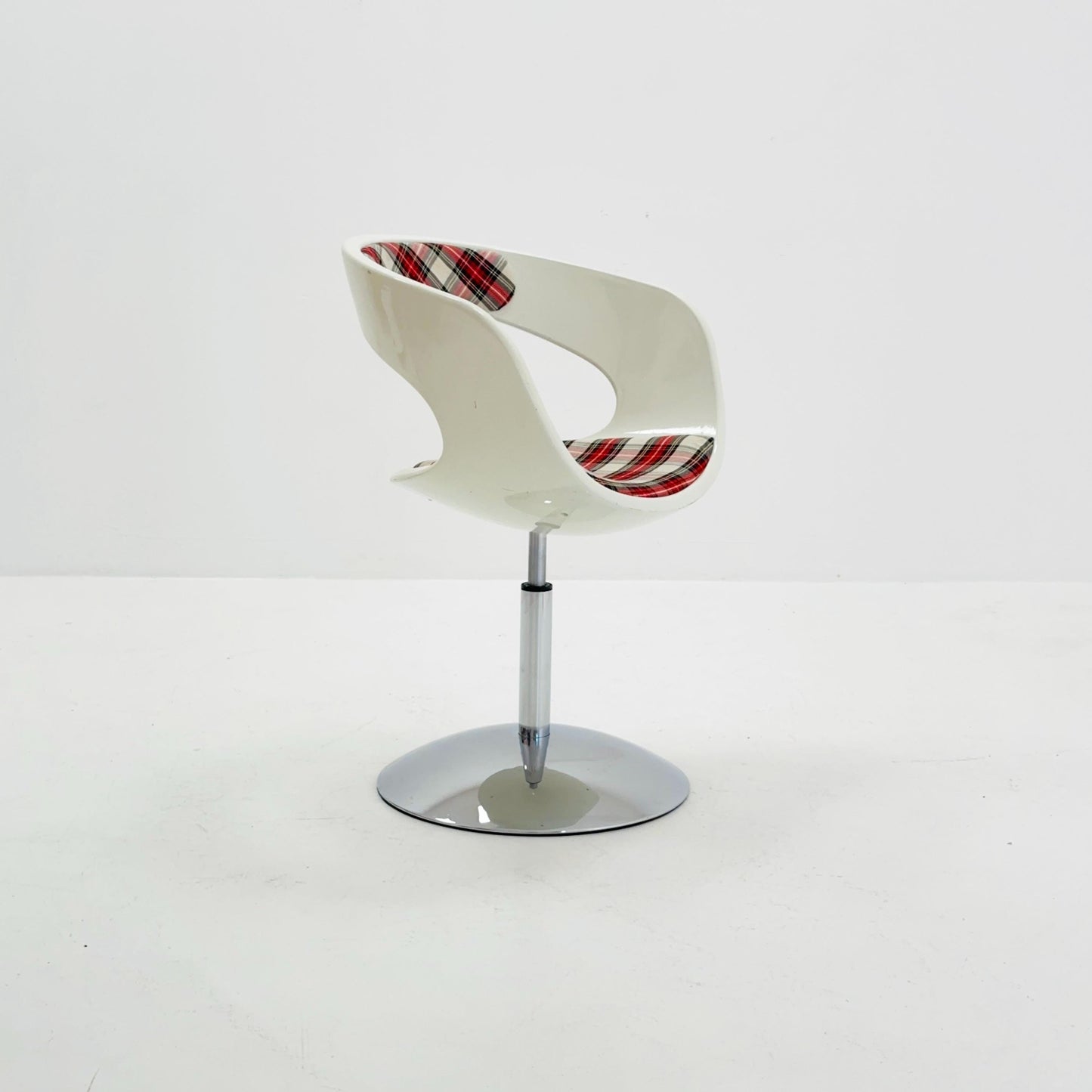 Mid century Spaceage swivel desk chair by Kare design Germany 1990s