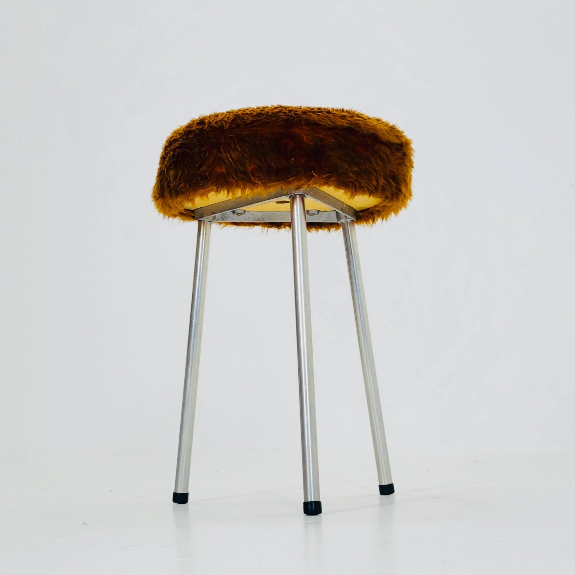 Mid-Century Plush Tripod Stool by VEB Elektroinstallation Deutschneudorf, 1960s Germany