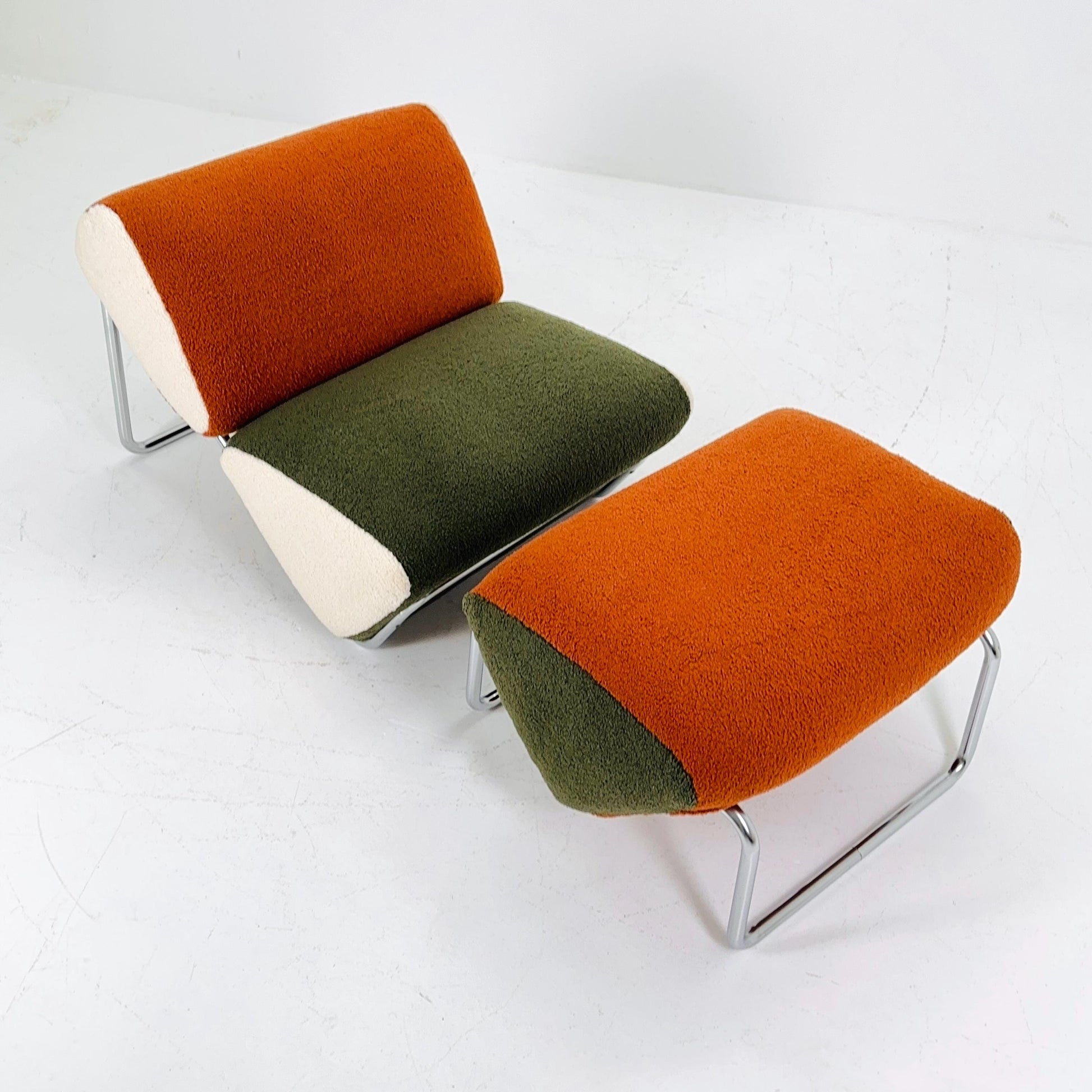 Set of 2 Mid century lounge chair and ottoman by Peter Brown for TH Brown 1980s