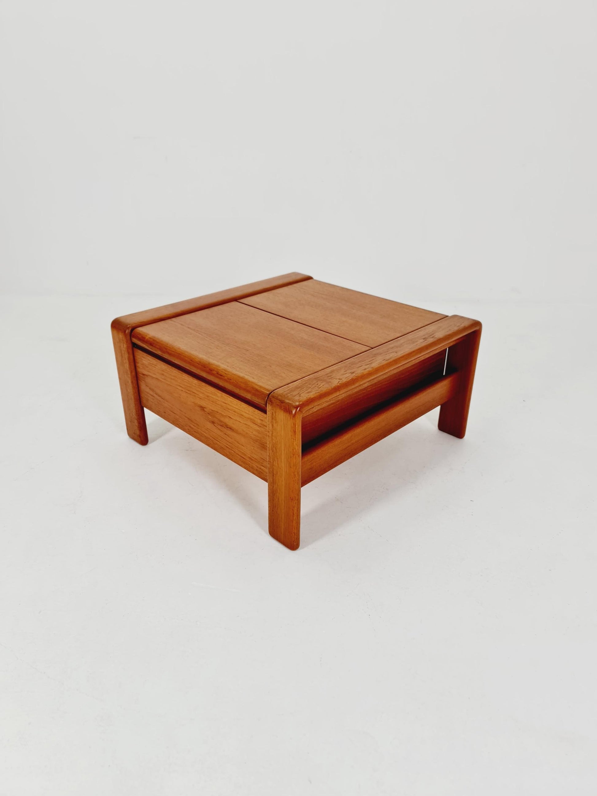 Danish Teak Coffee Table /Bar /Drinks cabinet By EMC Möbelfabrik , 1960s