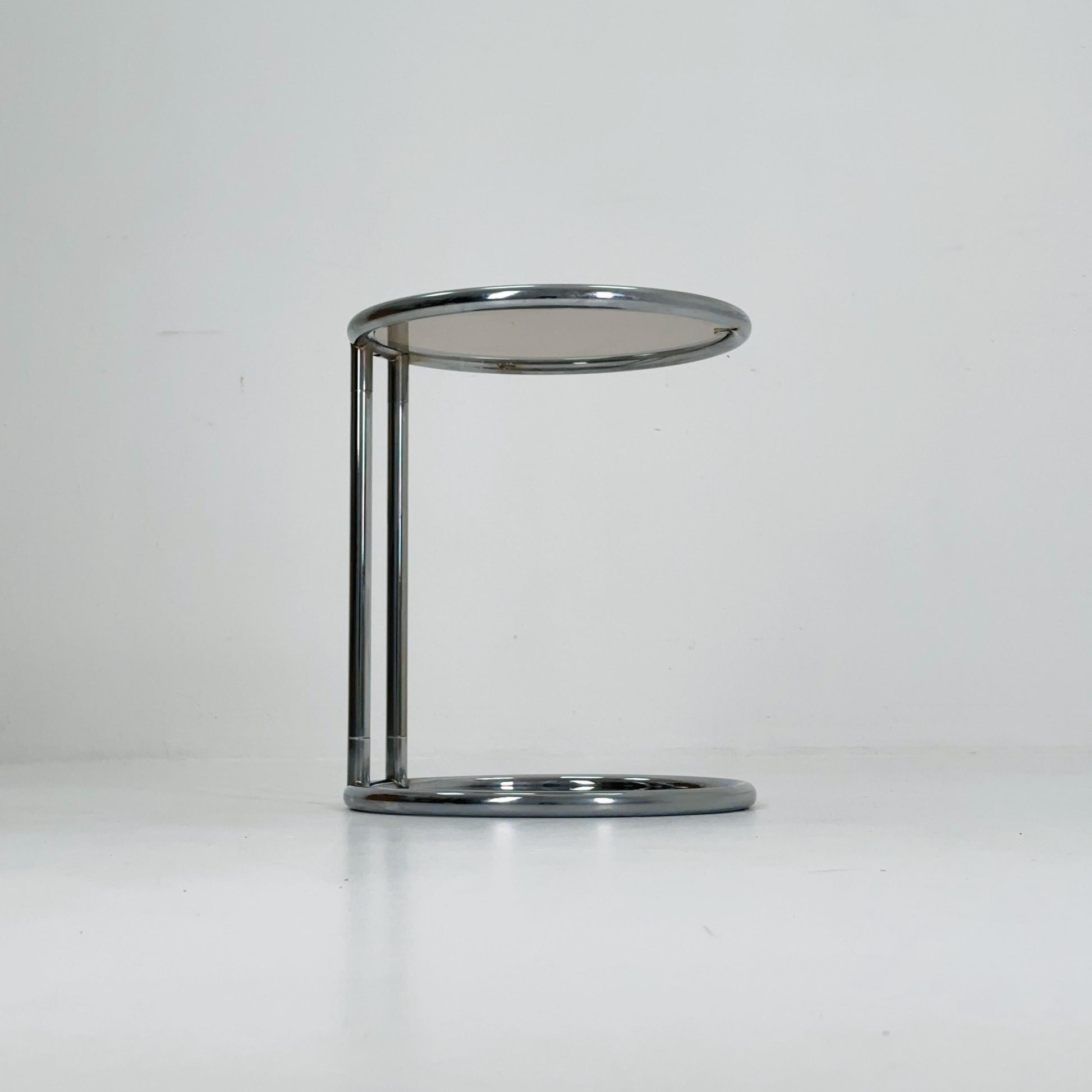 Mid century BauHaus Round Chrome & Glass side table Eileen Gray style , 1980s