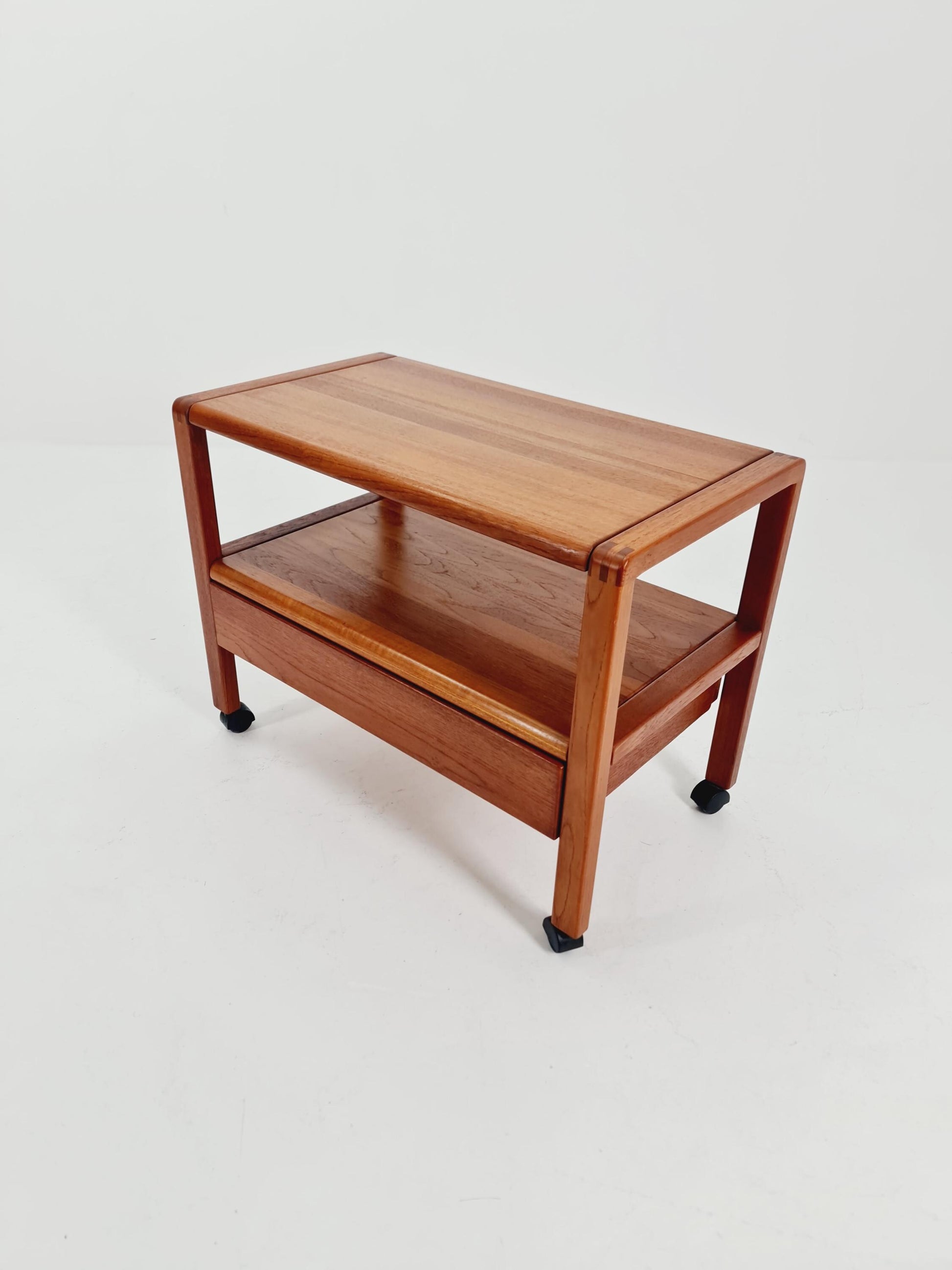 Vintage mid century danish trolley in solid teak/ bar cart By Salling Stolefabrik, 1960s