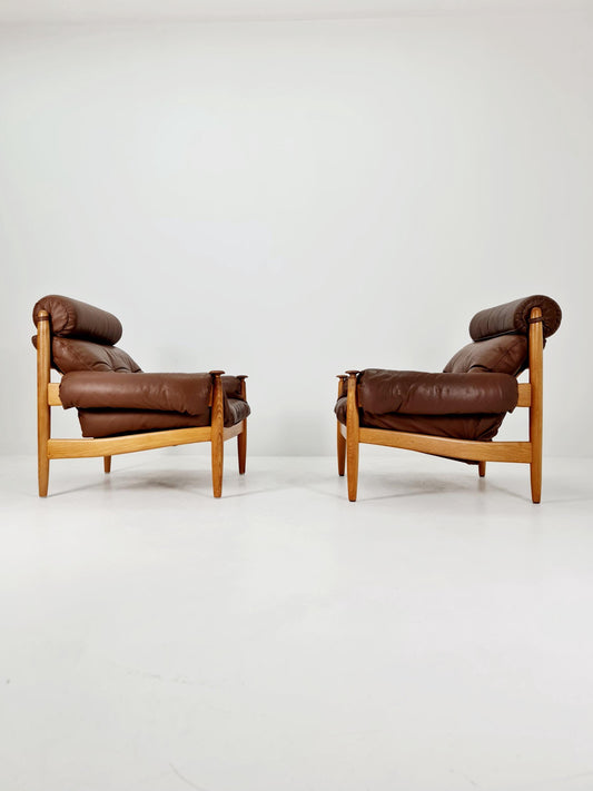 mid century armchairs By Eric Merthen for ire möbler in leather and Oak wood , Sweden 1960s Set of 2