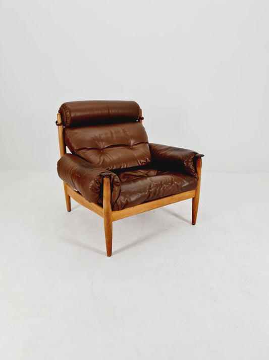 mid century armchairs By Eric Merthen for ire möbler in leather and Oak wood , Sweden 1960s