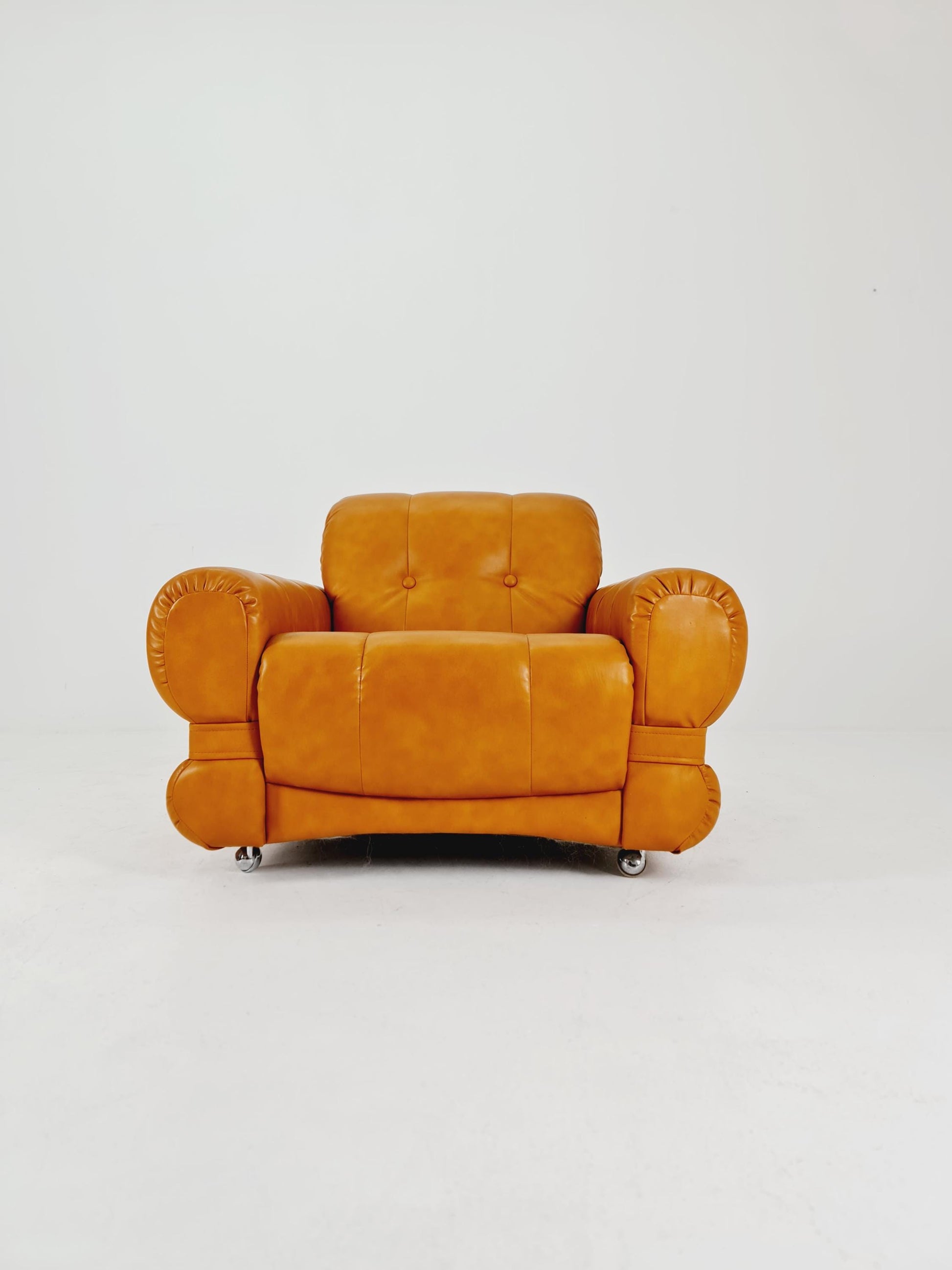 Italian space age singel lounge cognac-colored on wheels , 1970s