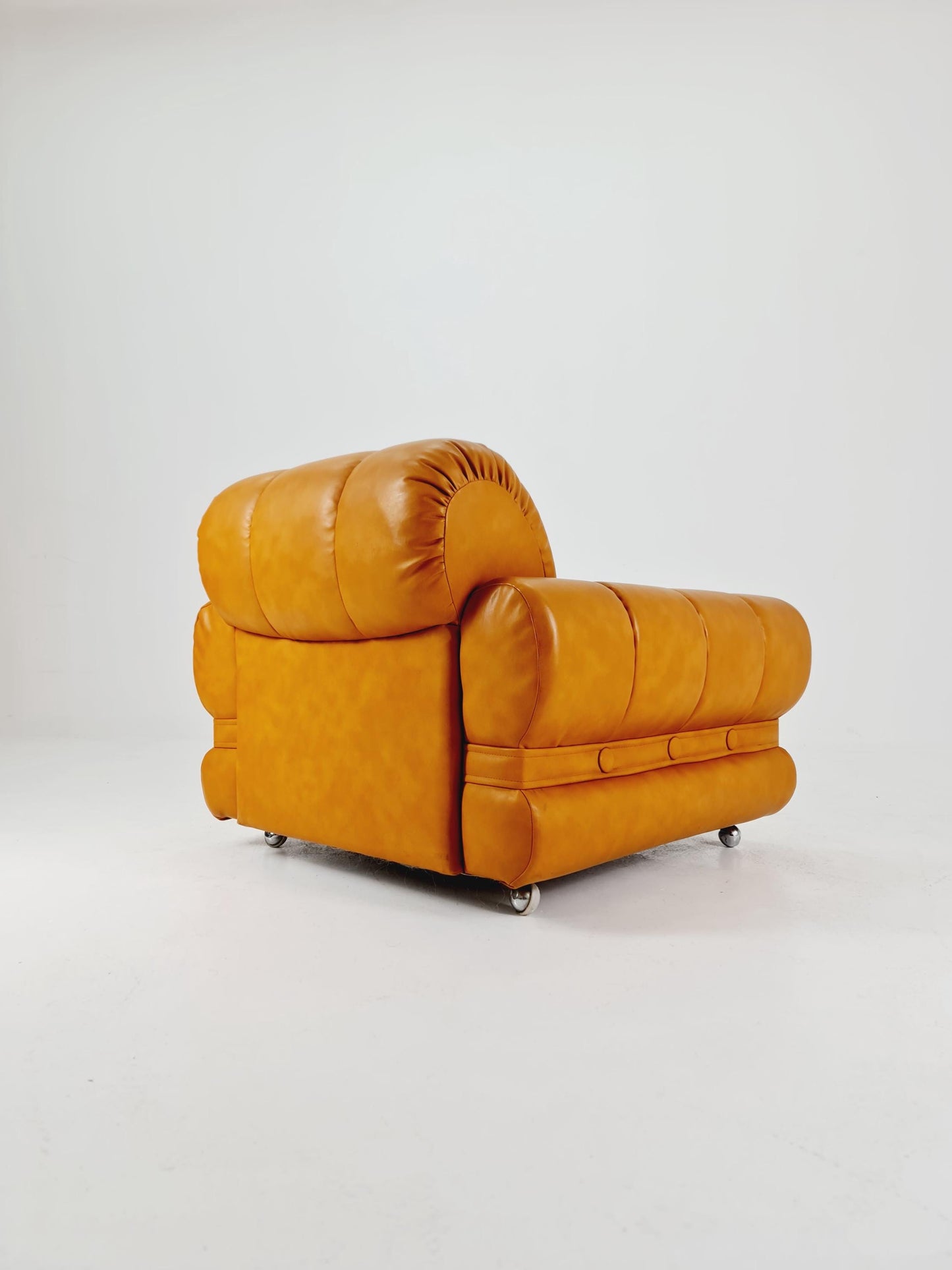 Italian space age singel lounge cognac-colored on wheels , 1970s