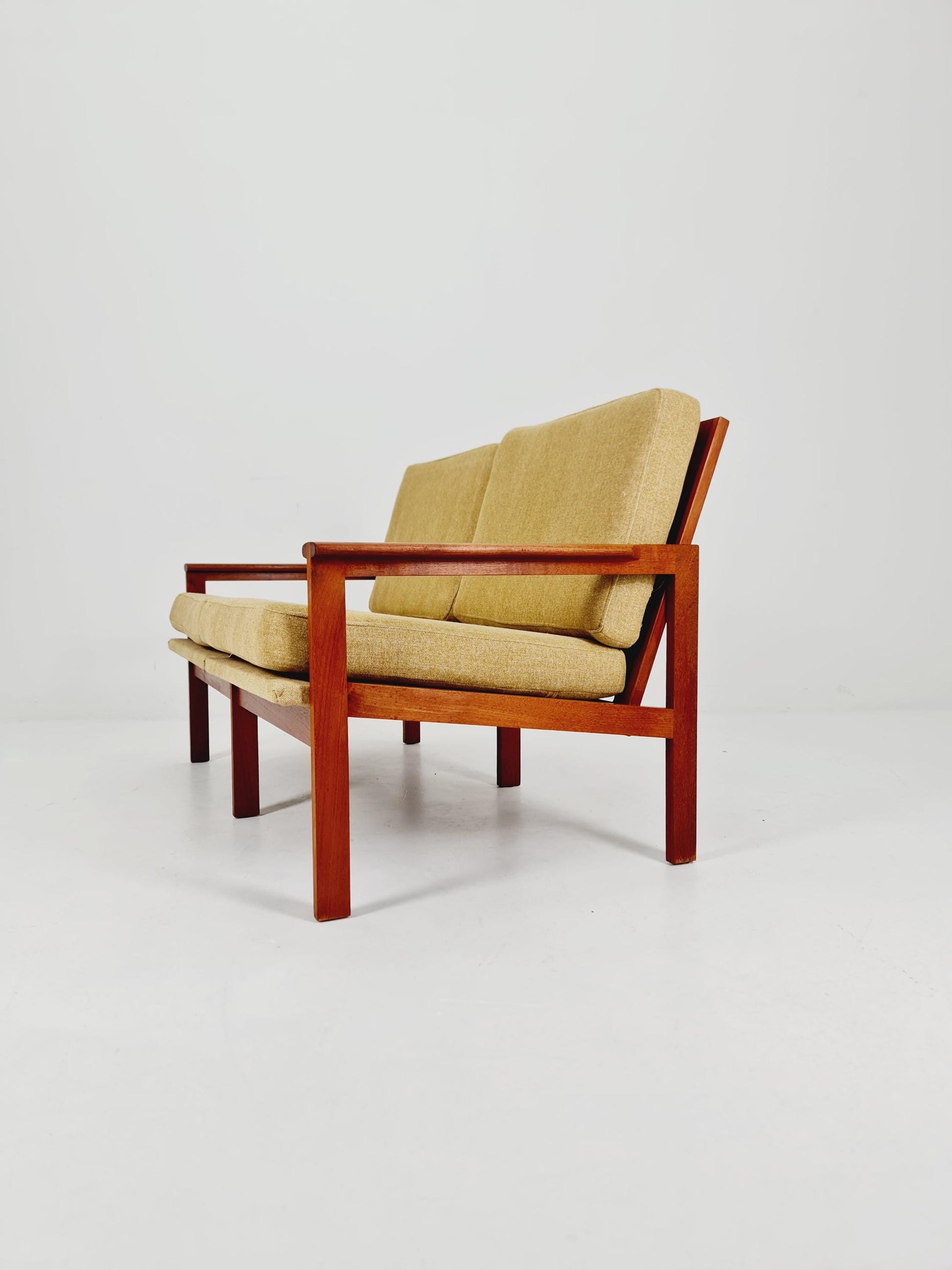 Mid century teak 2-Seater Sofa by IIIum Wikkelso for N.Eilersen , 1960s