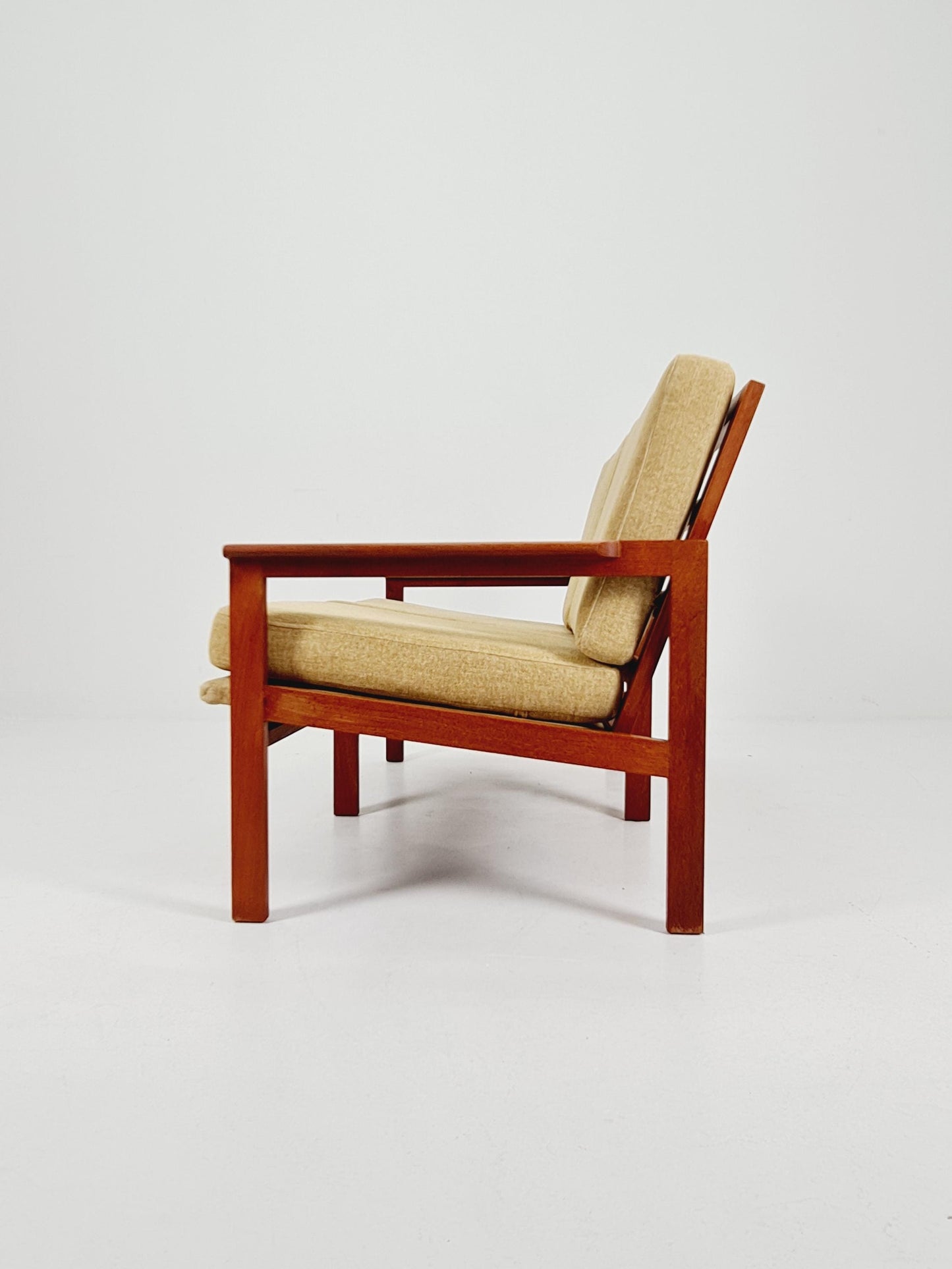 Mid century teak 2-Seater Sofa by IIIum Wikkelso for N.Eilersen , 1960s