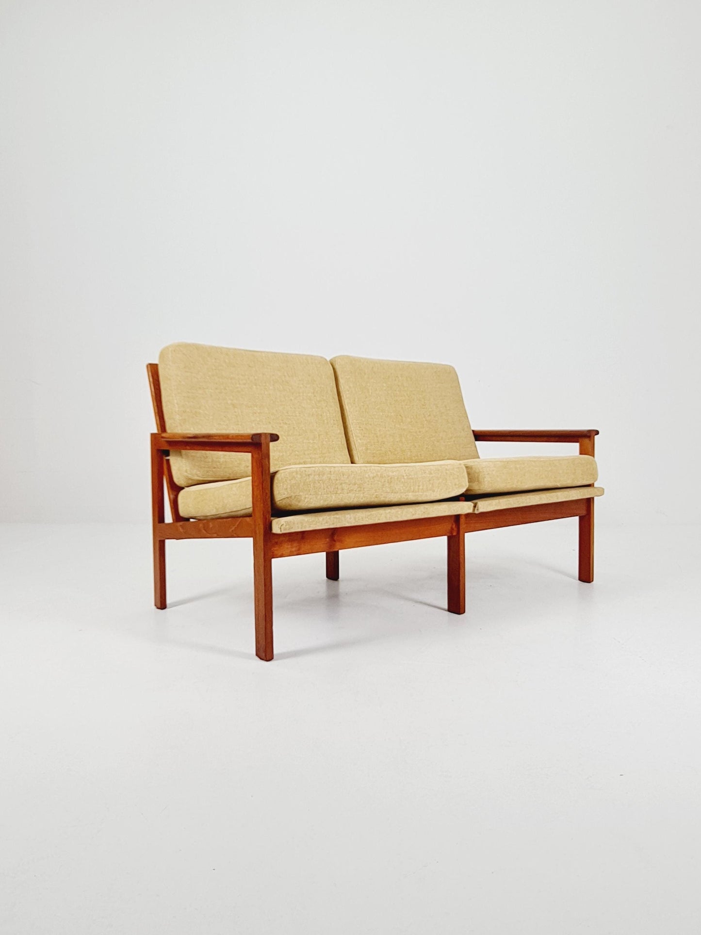 Mid century teak 2-Seater Sofa by IIIum Wikkelso for N.Eilersen , 1960s