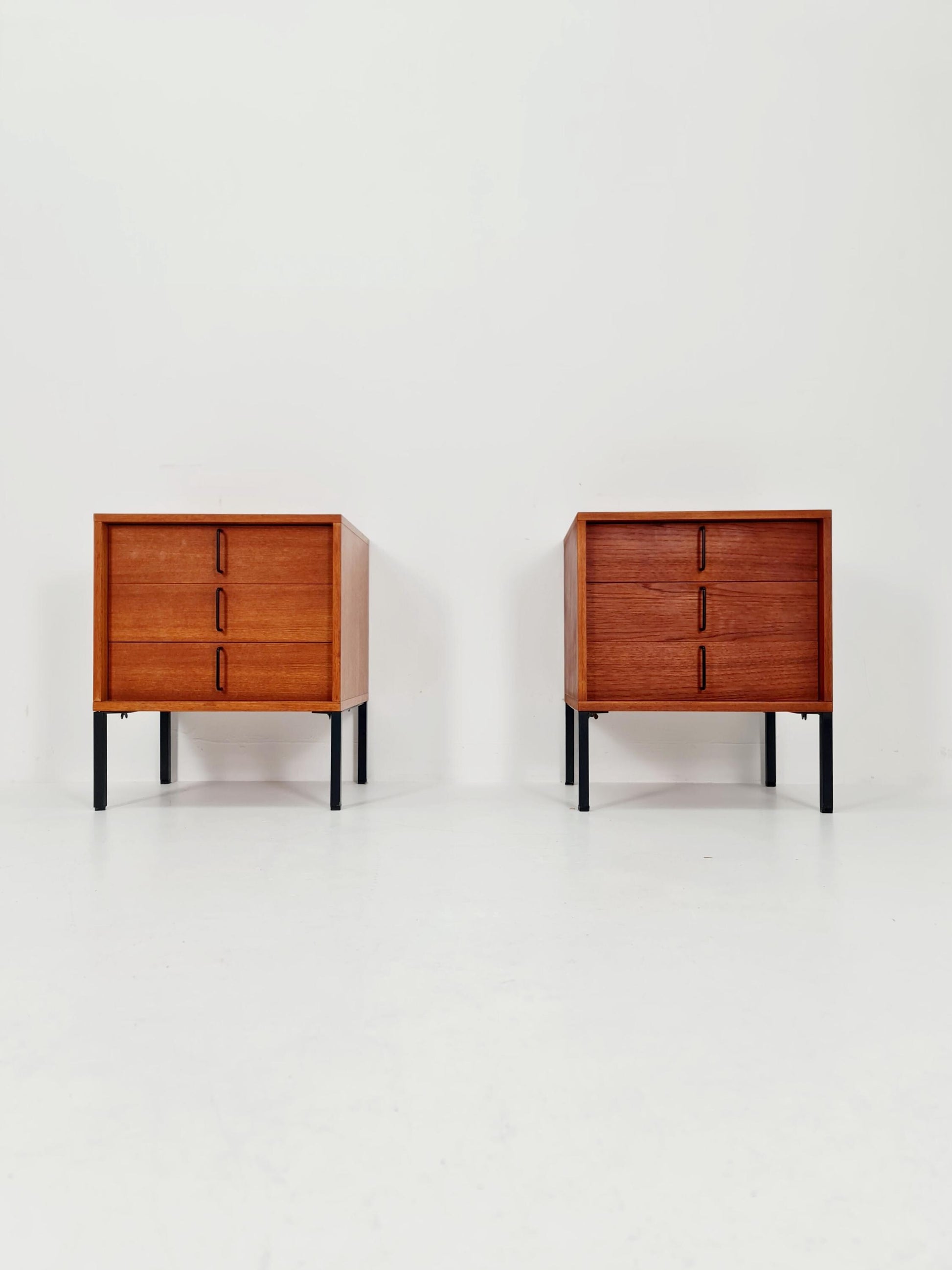 Midcentury German teak chest of drawers by Günther Renkel for Rego Möbel 1960s