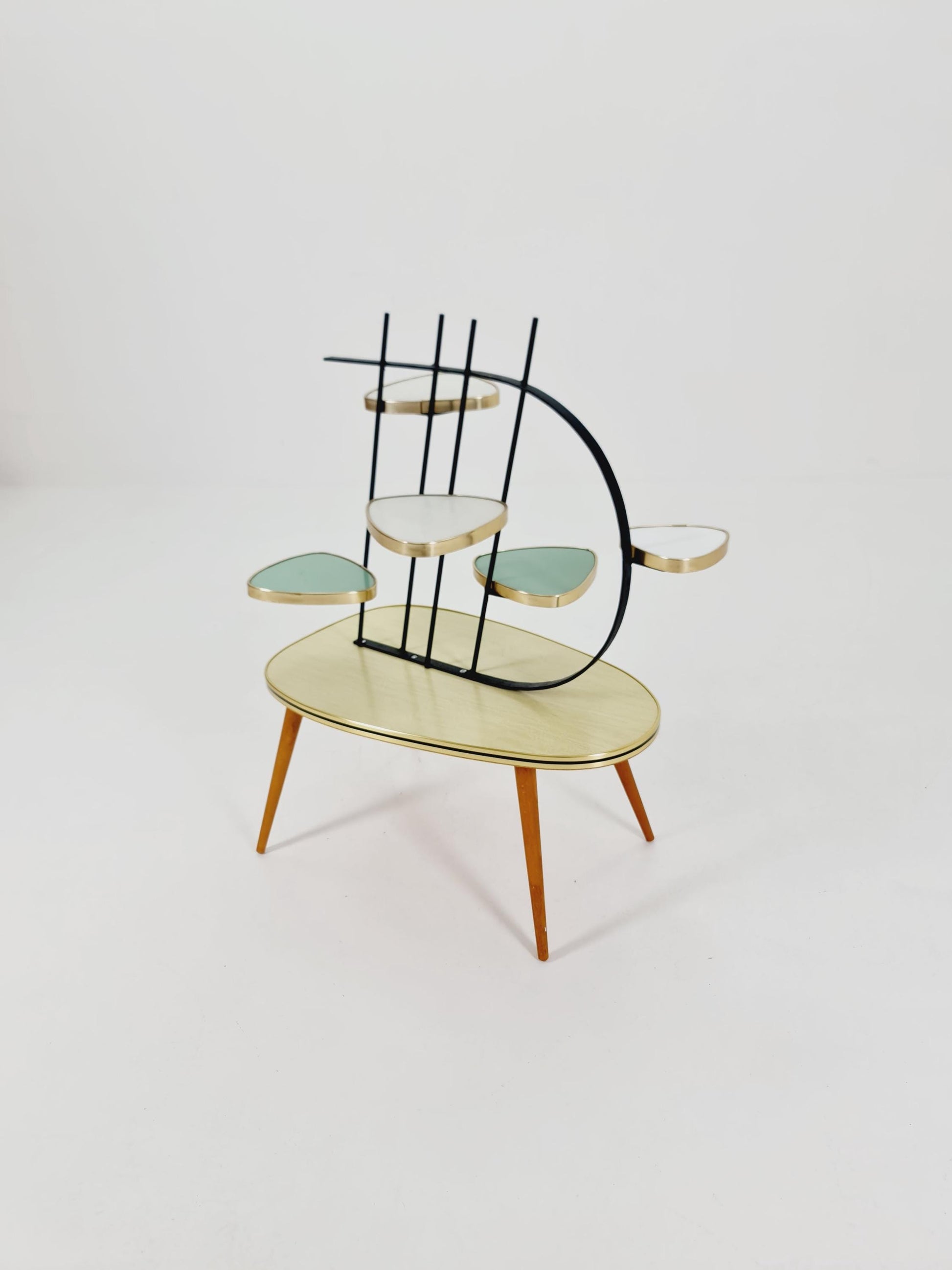 Big 1950s German Plant Stand, Colorful Vintage Mid-Century Minimalist Indoor Plant Stand Side Table Retro flower table