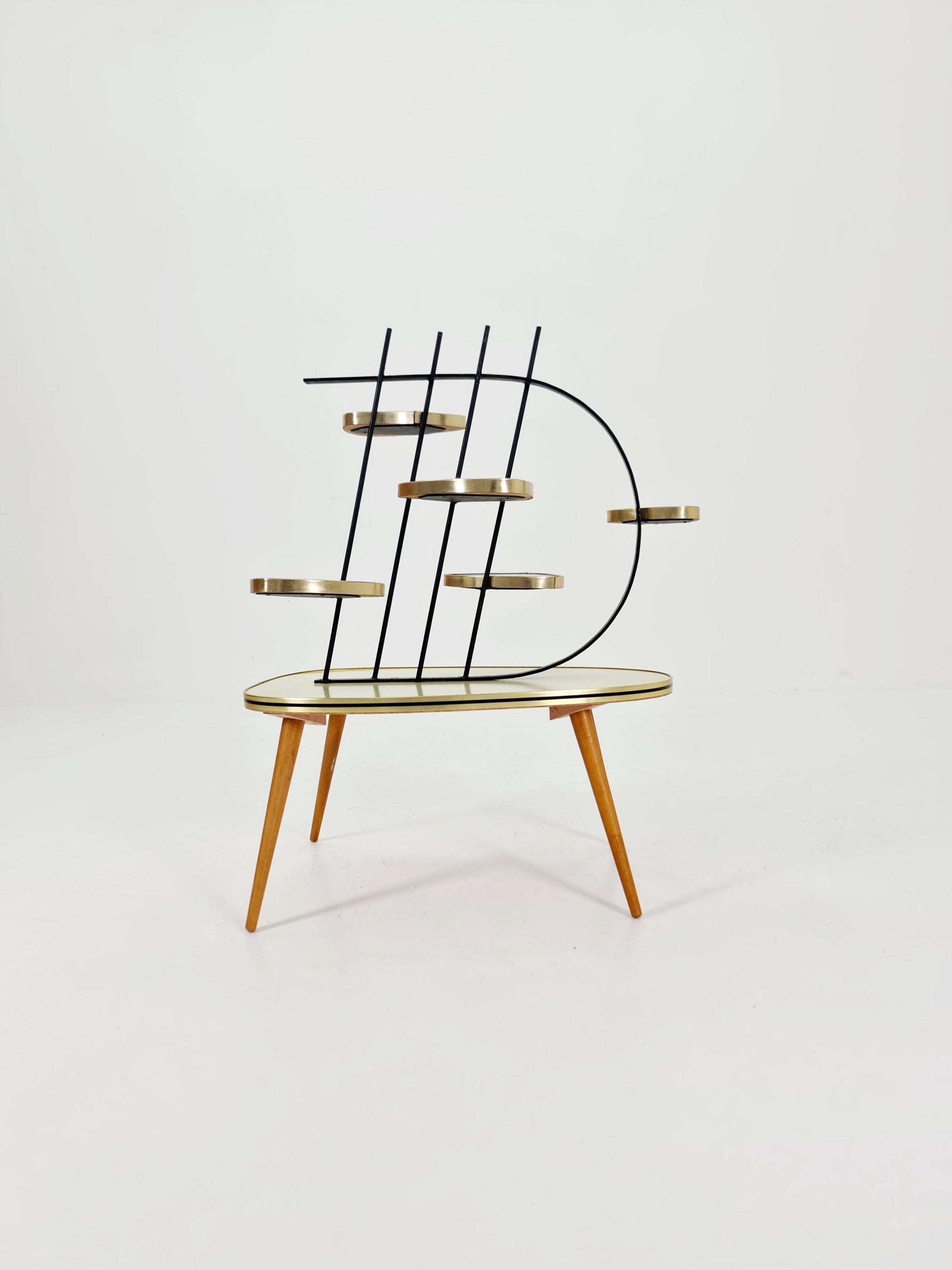 Big 1950s German Plant Stand, Colorful Vintage Mid-Century Minimalist Indoor Plant Stand Side Table Retro flower table