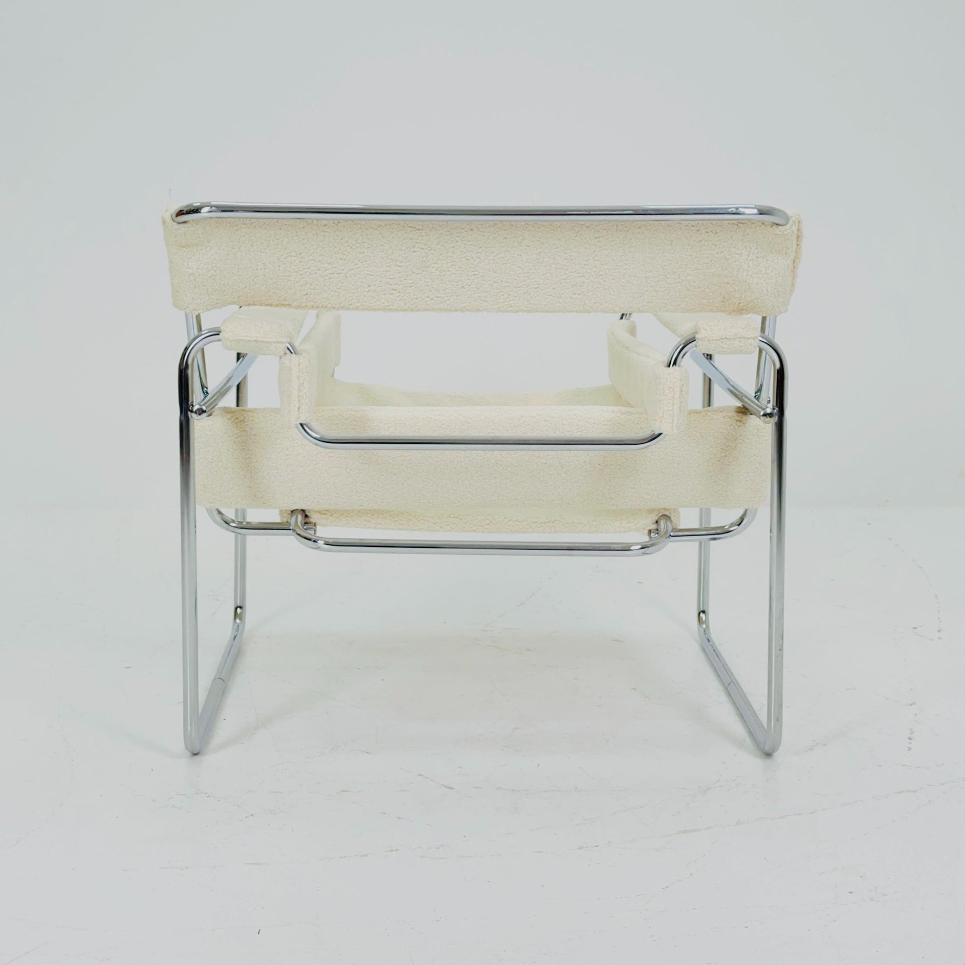Mid century B3 armchair WASSILY by Marcel Brauer in white Teddy Fabric 1990s Italy