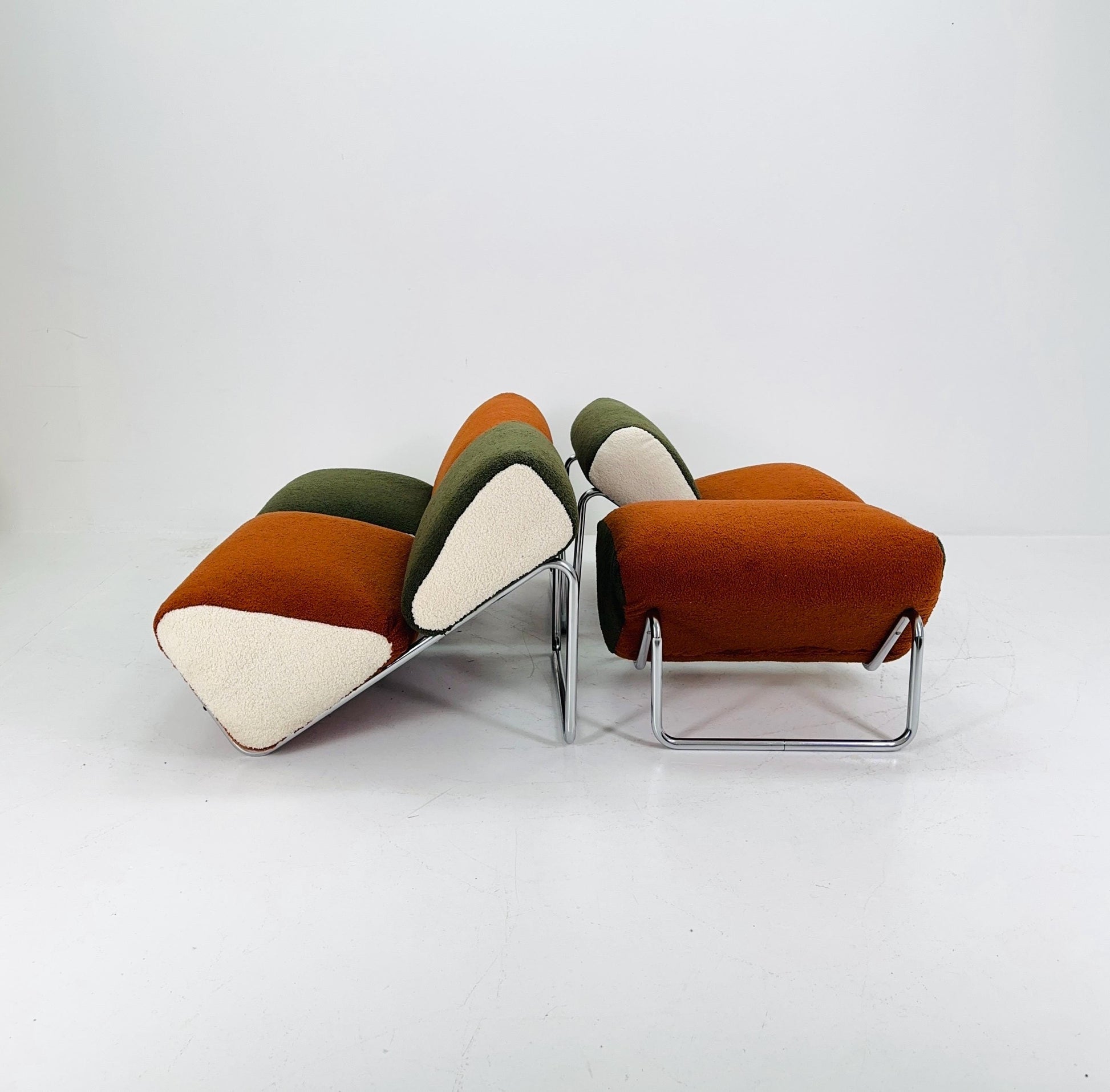 Mid century 3- modular lounge sofas and ottoman by Peter Brown for TH Brown 1980s