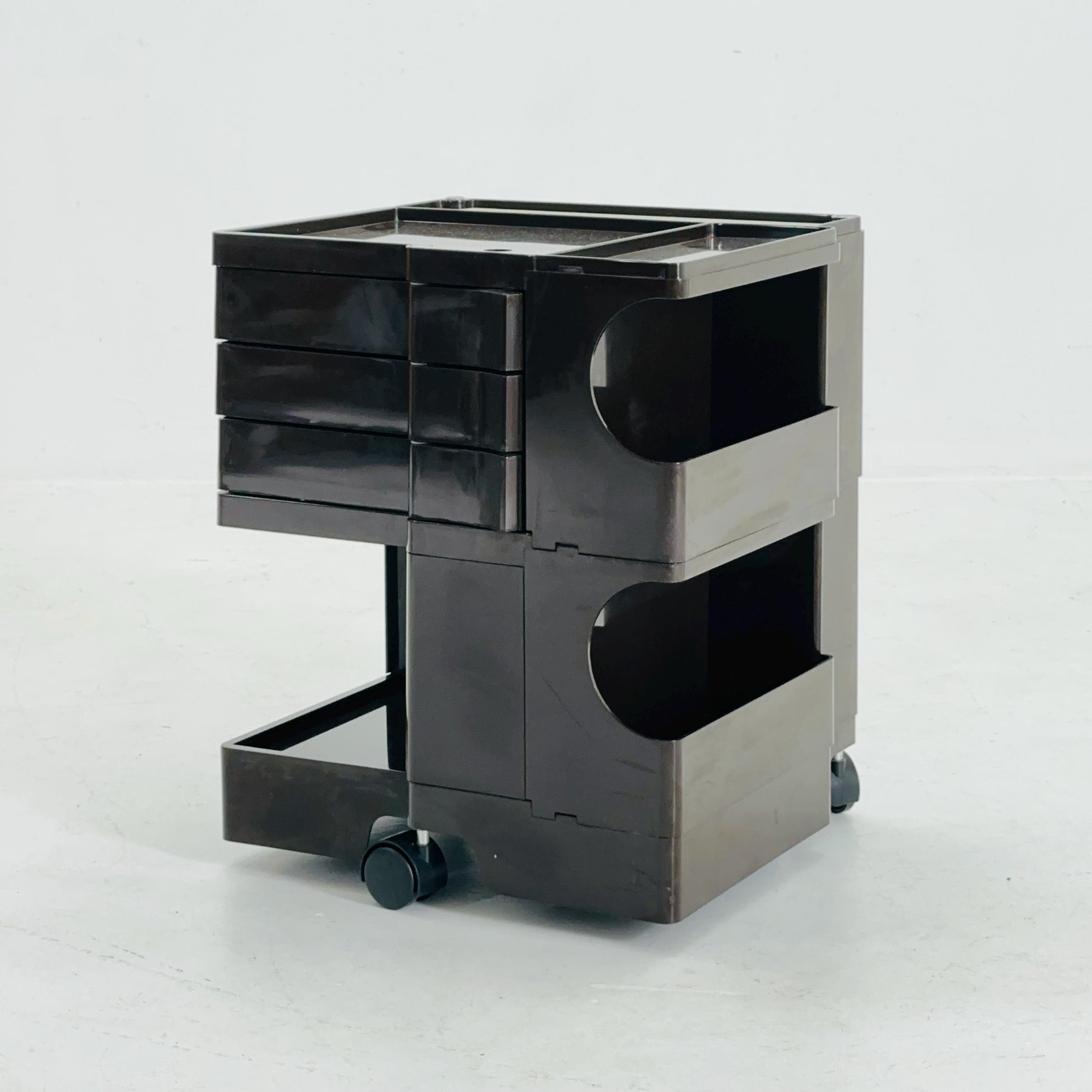 Space Age brown Boby storage trolley by Joe Colombo for Bieffeplast Italy 1970s