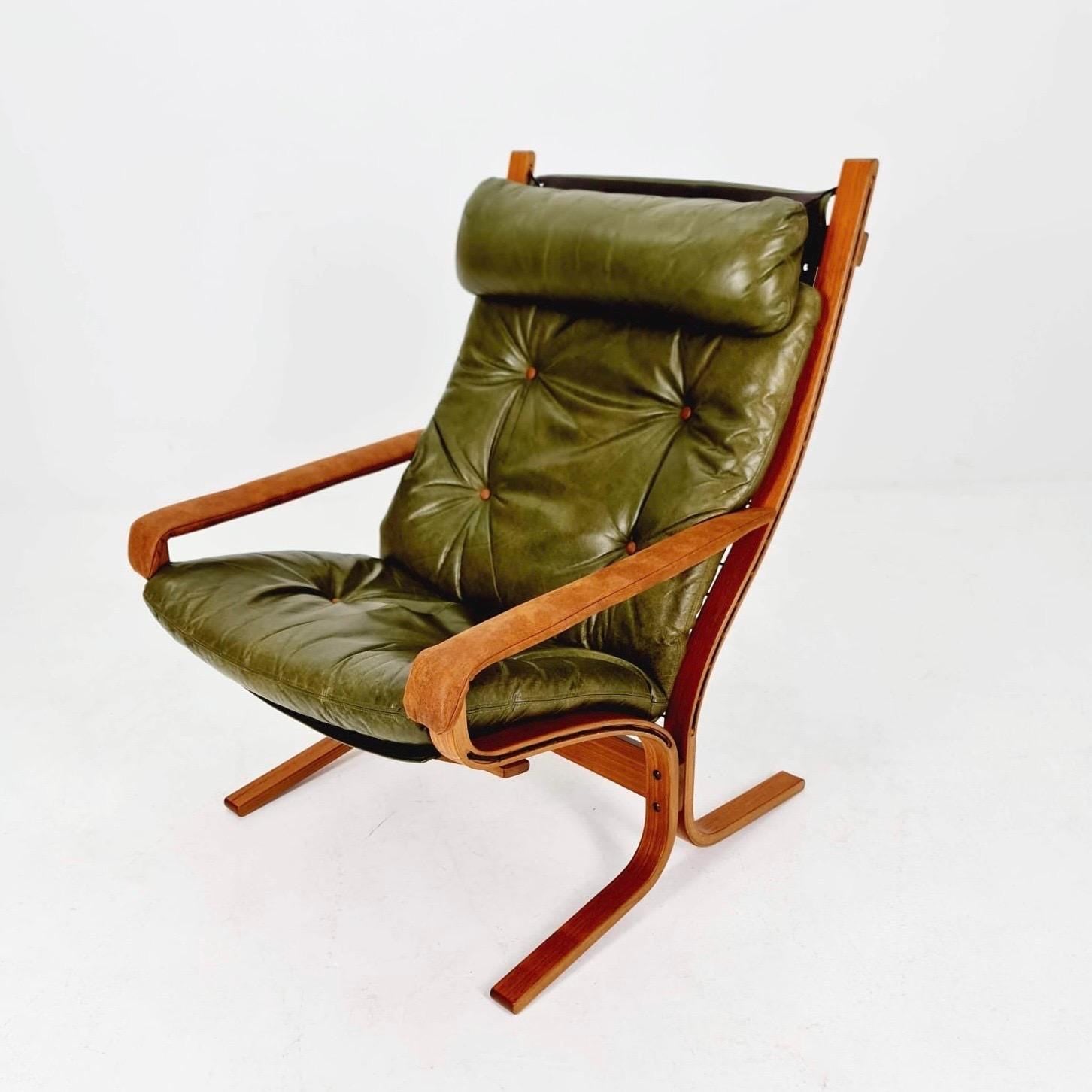 Mid century Ingmar Relling Danish Modern Siesta olive green leather Chair with High Back and Armrests from Westnofa Norway 1960s