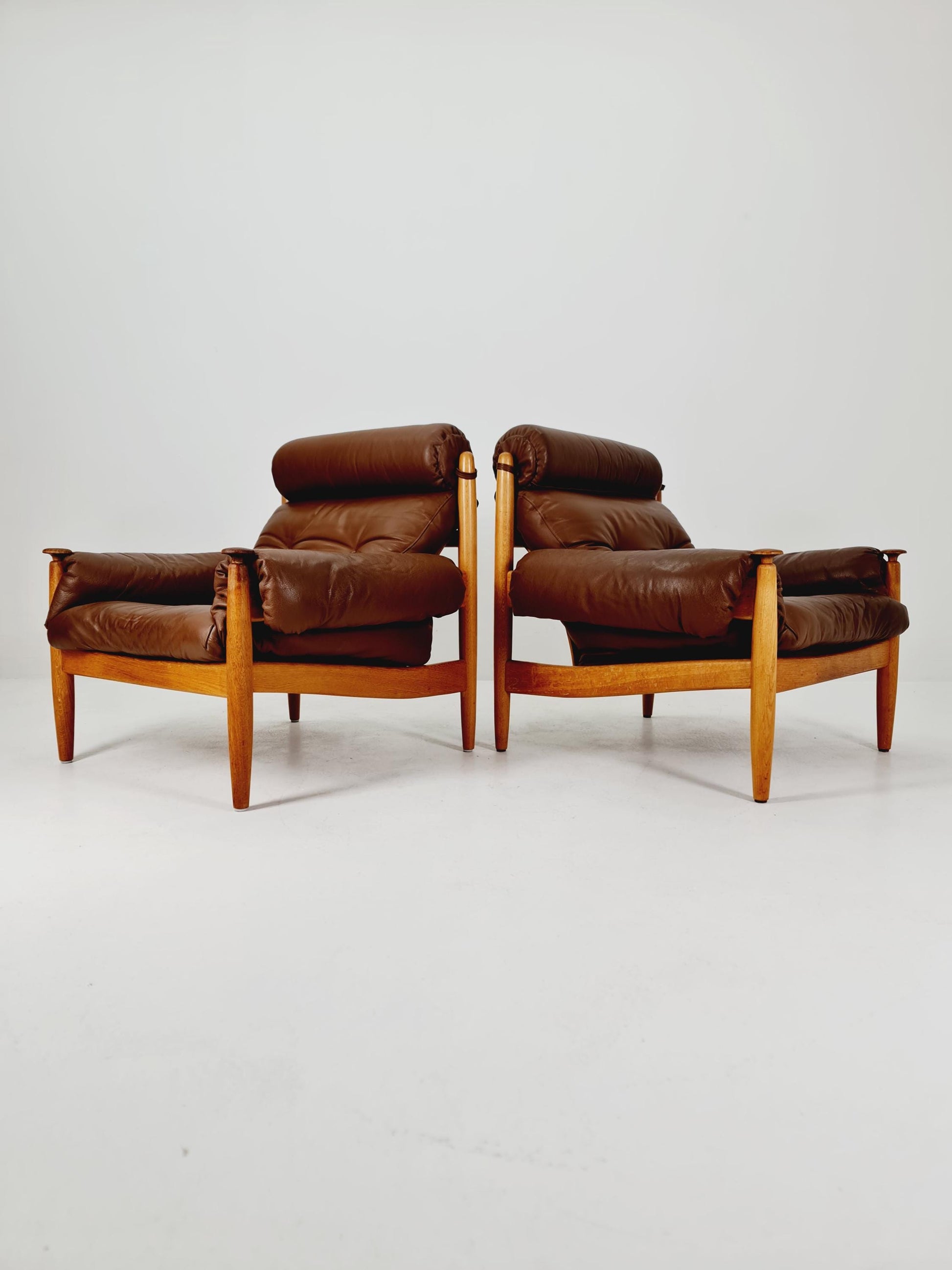 mid century armchairs By Eric Merthen for ire möbler in leather and Oak wood , Sweden 1960s Set of 2
