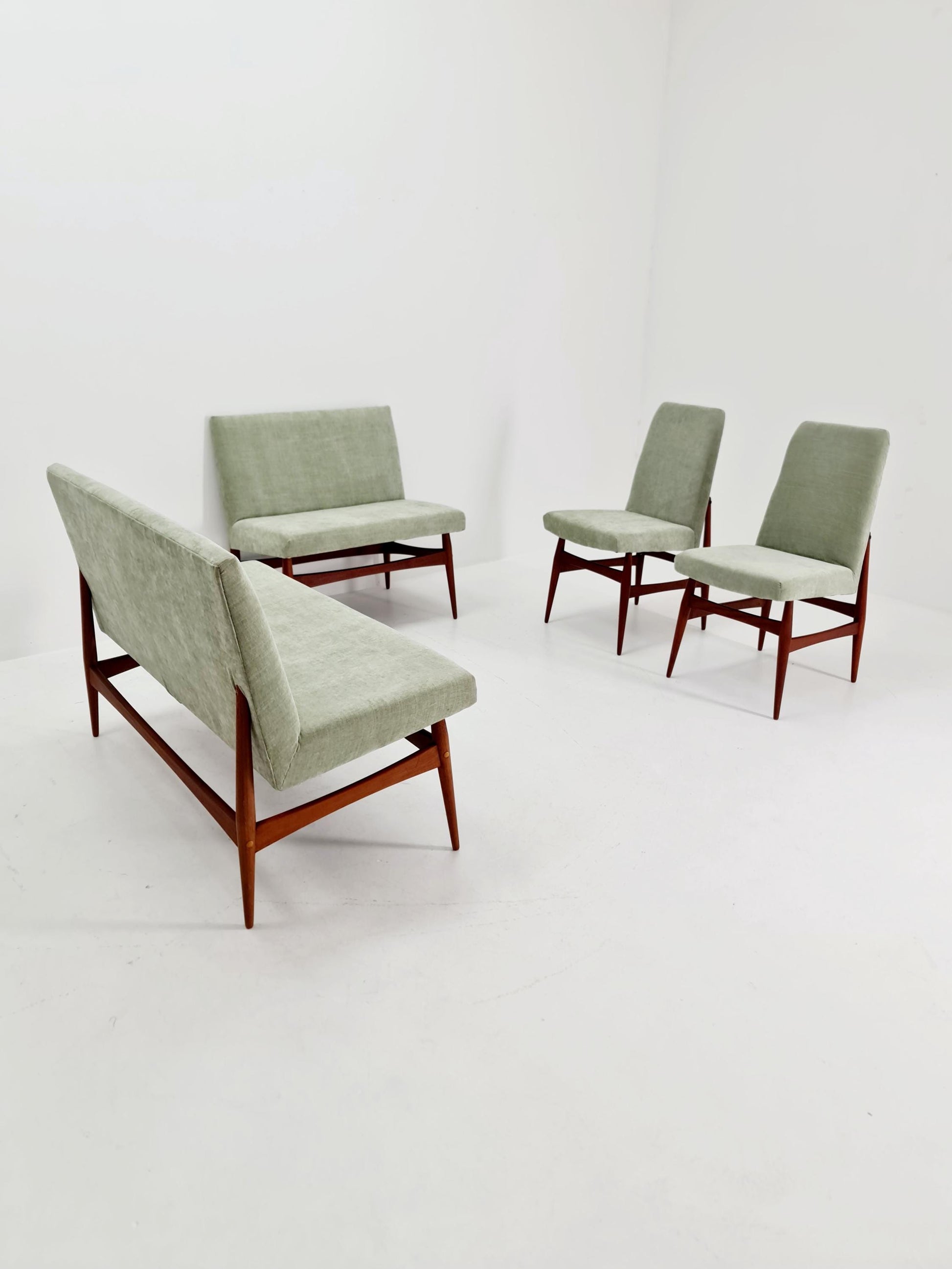 Mid-Century Modern Teak dining / Lounge Set, 1960s, Newly Upholstered, Rare Find!
