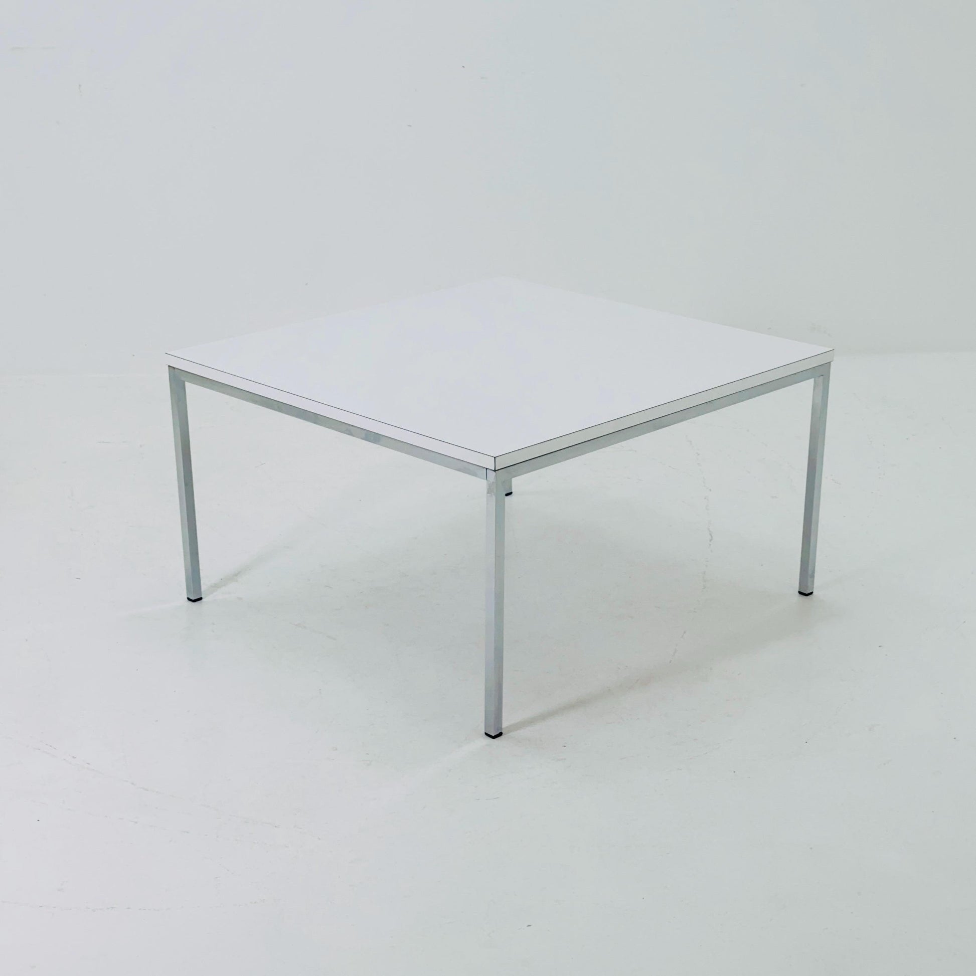 Mid century white coffee Table from Läsko Studioform International, 1980s German
