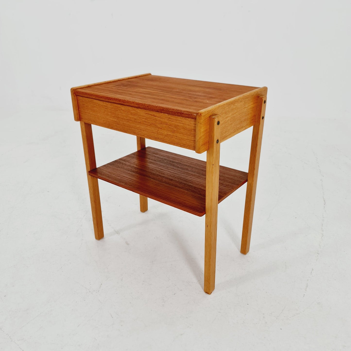 Midcentury Carlstrom & Co teak - Oak vintage side table/ bedside table/ night stand, 1960s