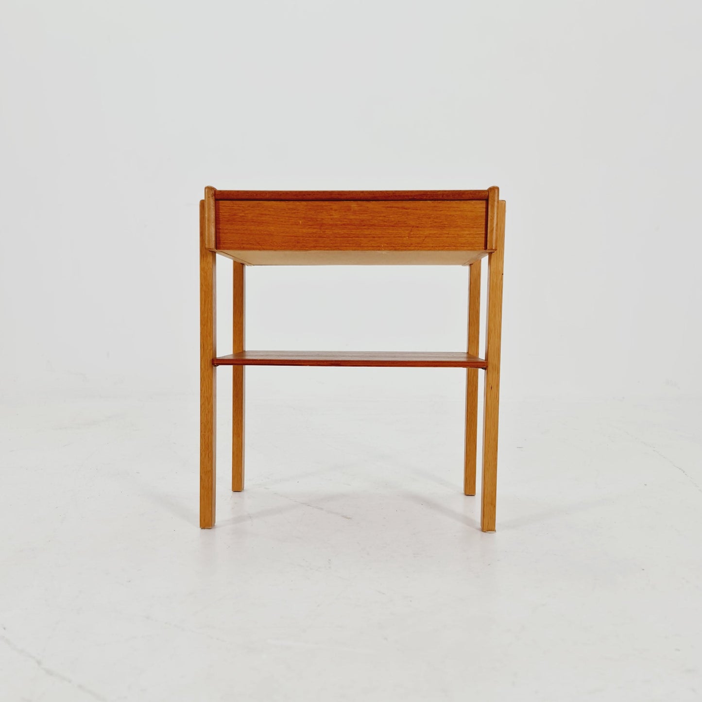 Midcentury Carlstrom & Co teak - Oak vintage side table/ bedside table/ night stand, 1960s