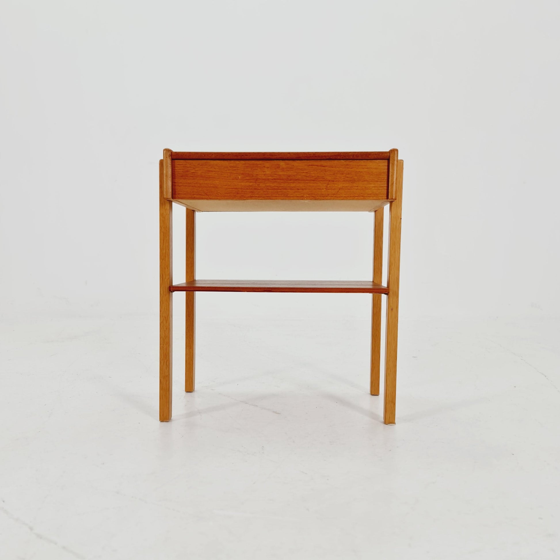 Midcentury Carlstrom & Co teak - Oak vintage side table/ bedside table/ night stand, 1960s