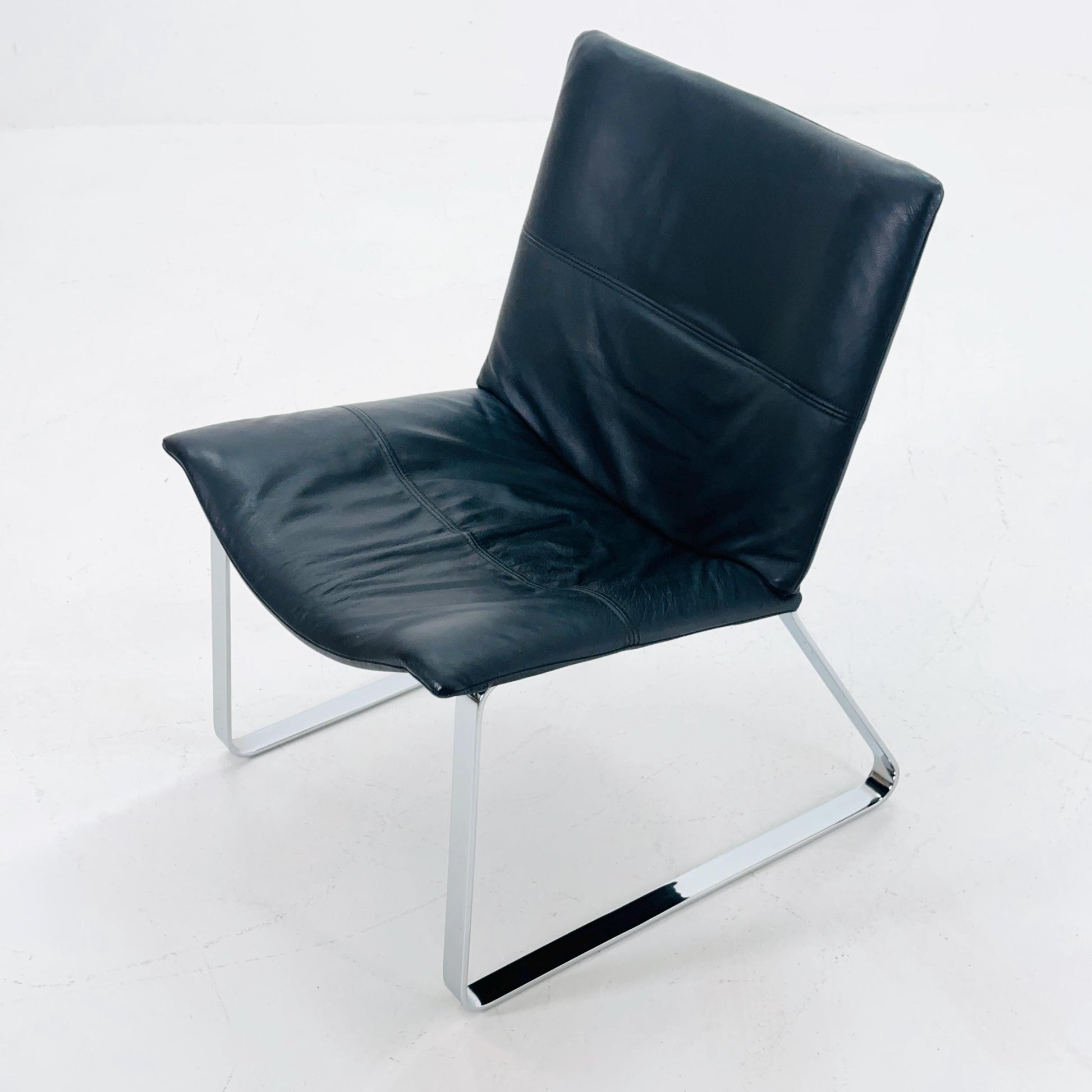 Mid century BoConcept ‘Jet’ Lounge Chair, Model 1001, Black Leather & Chrome, Denmark, 1980s