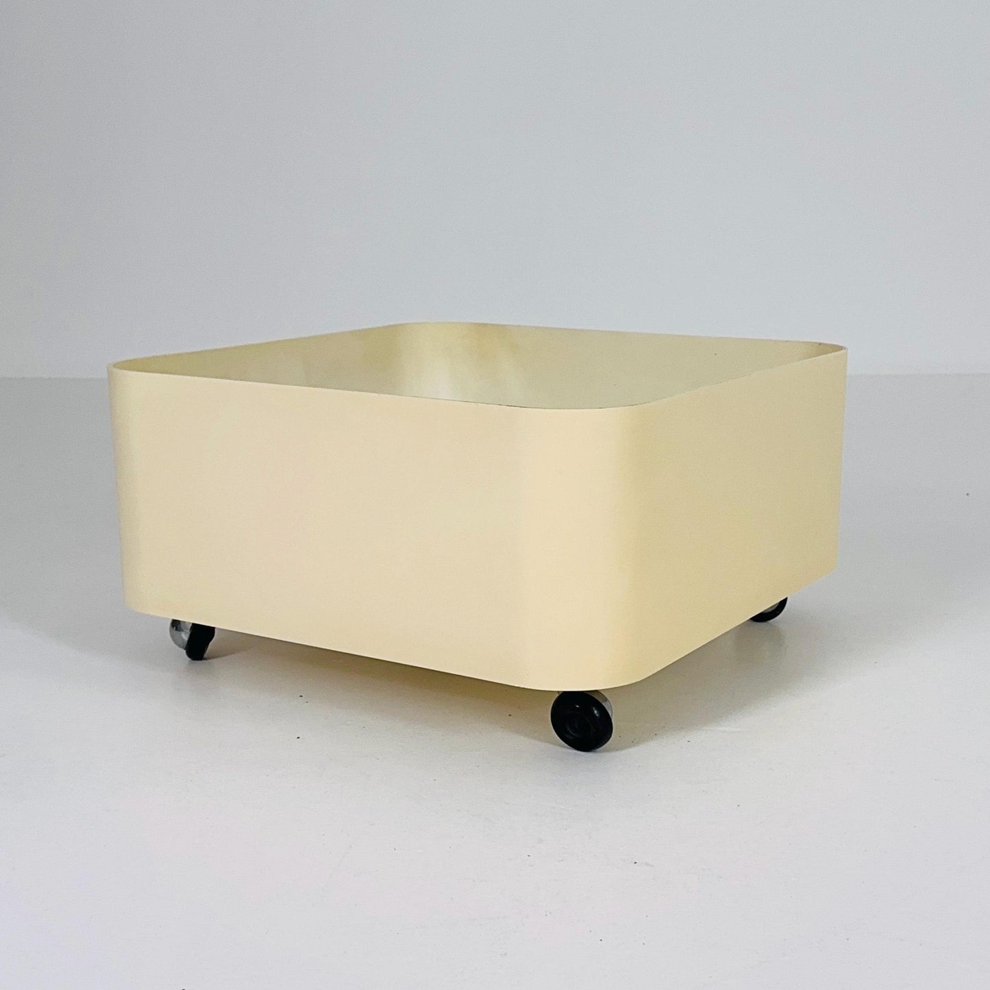 Mid century Anna Castelli Ferrieri Roll Container for Kartell, No. 4682 – Vintage Cream Beige 1970s