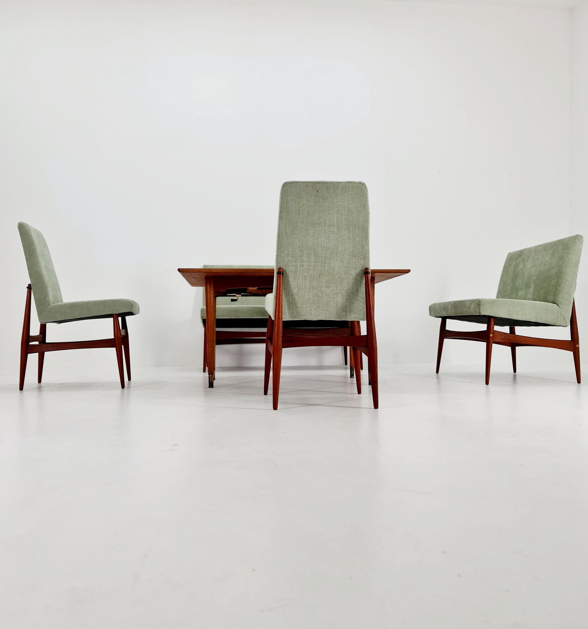Mid-Century Modern Teak dining / Lounge Set, 1960s, Newly Upholstered, Rare Find!