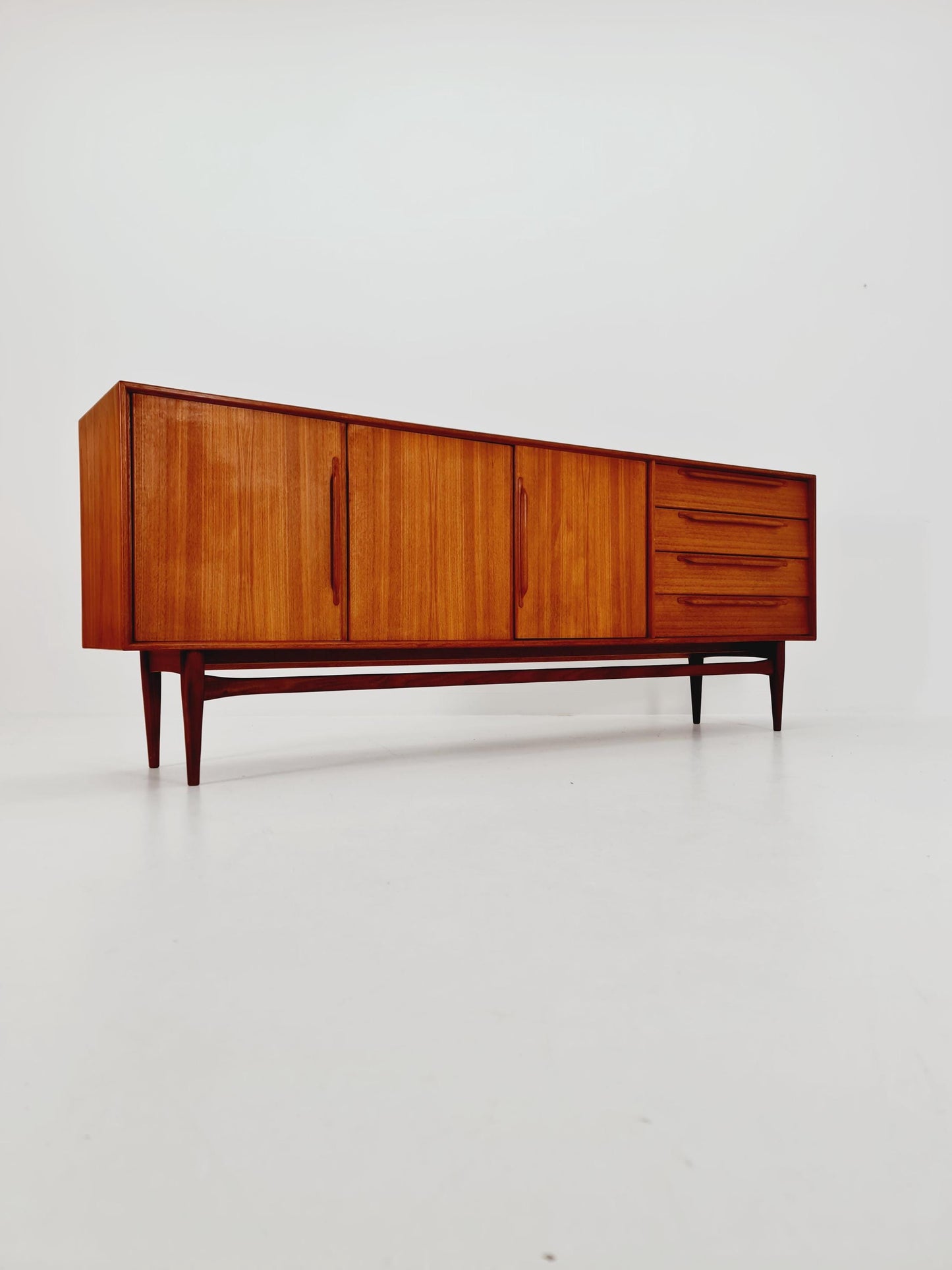 Mid-Century German vintage Sideboard by Heinrich Riestenpatt model RT 200 TYP , 1960s
