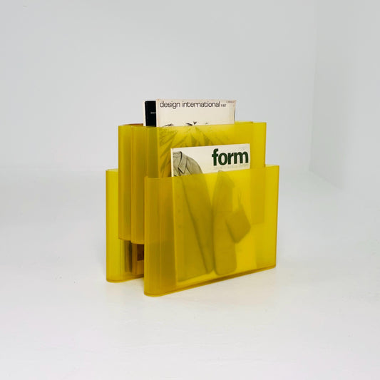 Mid-Century Modern Magazine Rack with 4 Compartments by Giotto Stoppino for Kartell, 1970s model 4676 Italy