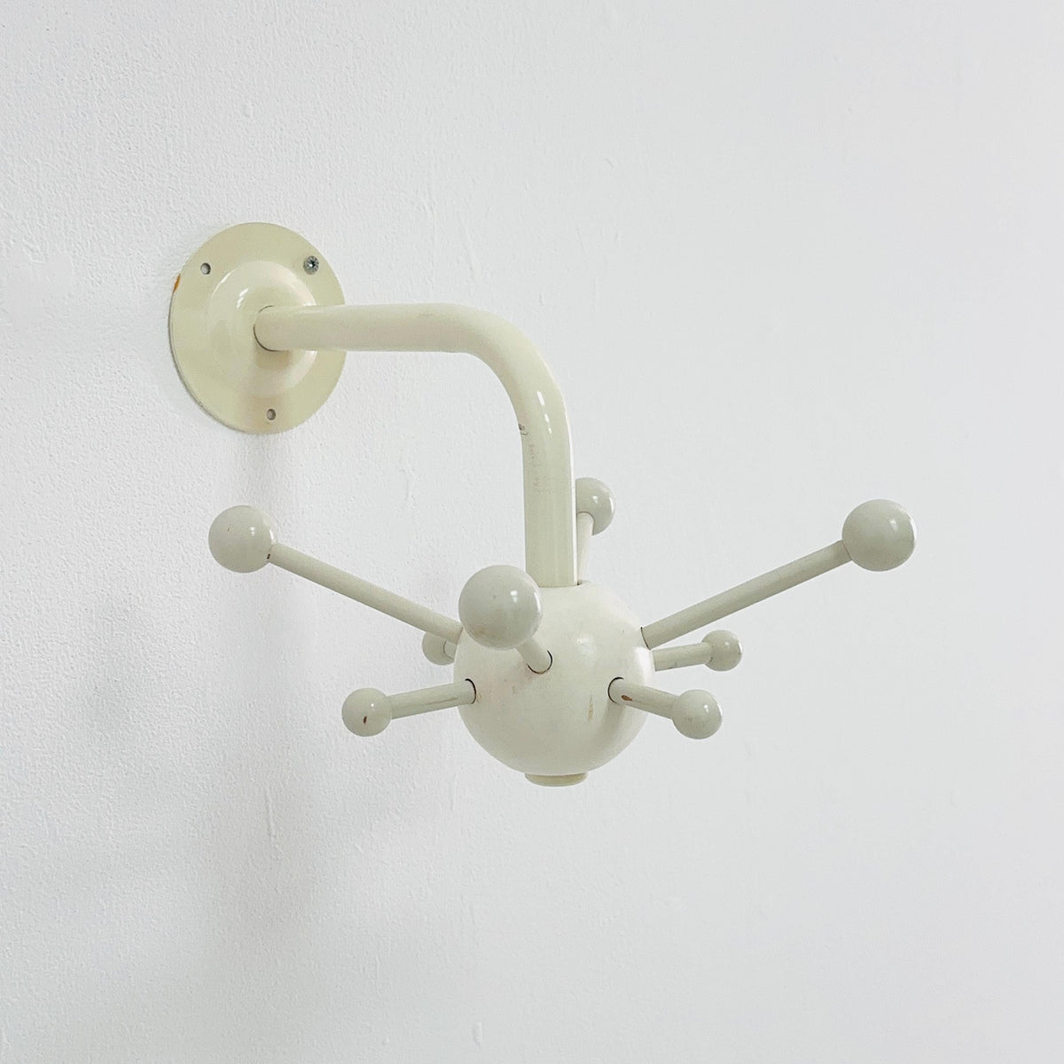Mid century IKEA MINA Coat Rack – White Osvaldo Borsani Sputnik Metal Rack 1990s