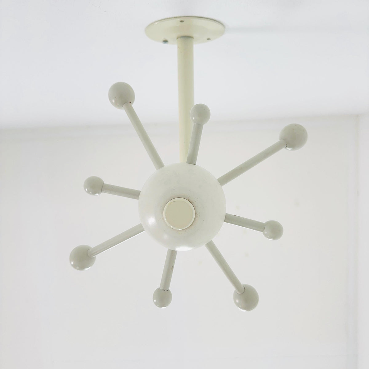 Mid century IKEA MINA Coat Rack – White Osvaldo Borsani Sputnik Metal Rack 1990s