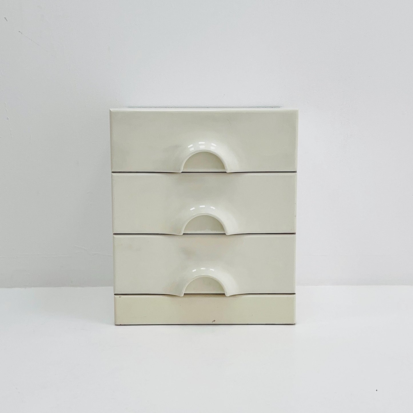 Space age Quadro Chest of Drawers by Jürgen Lange for Schönbuch – Iconic Mid-Century Modern Storage ,1970s