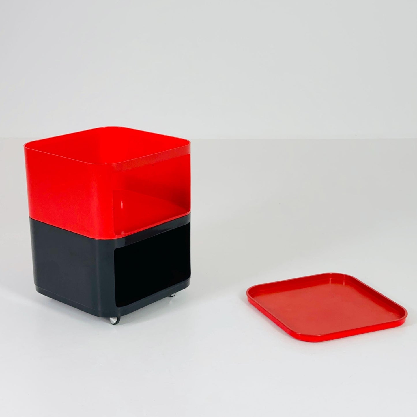 Componibili Square serving trolley by Anna Castelli for Kartell - Italy 1960s model 4970