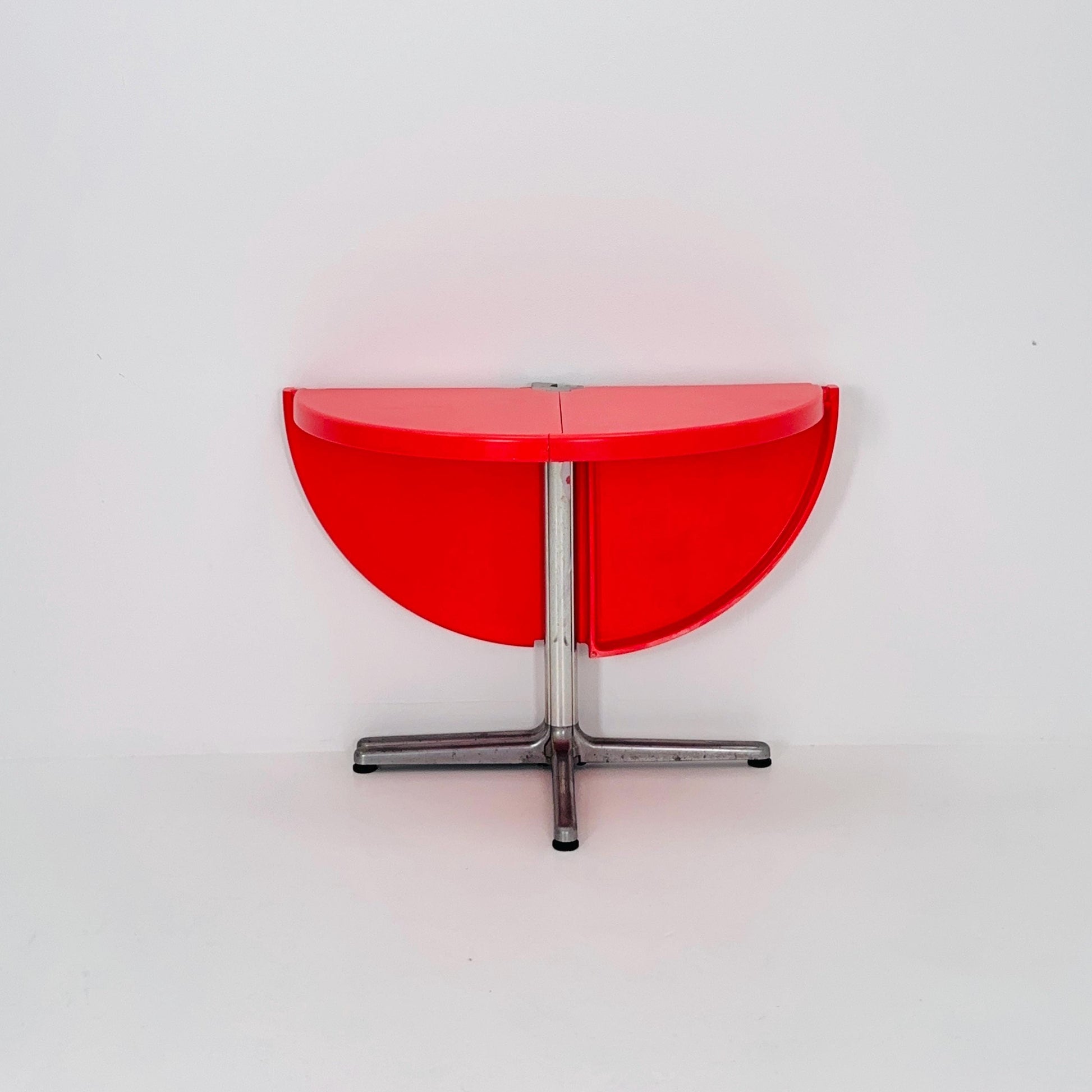 Mid century Italian Plano Folding Red Table by Giancarlo Piretti, 1970s