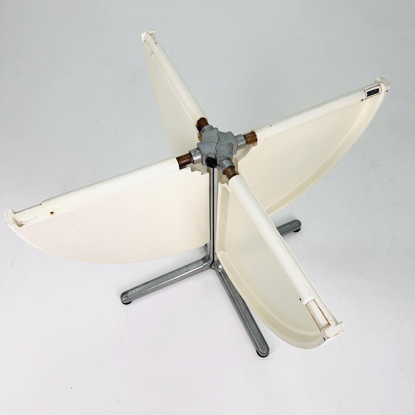 Mid century Italian Plano Folding white Table by Giancarlo Piretti, 1970s